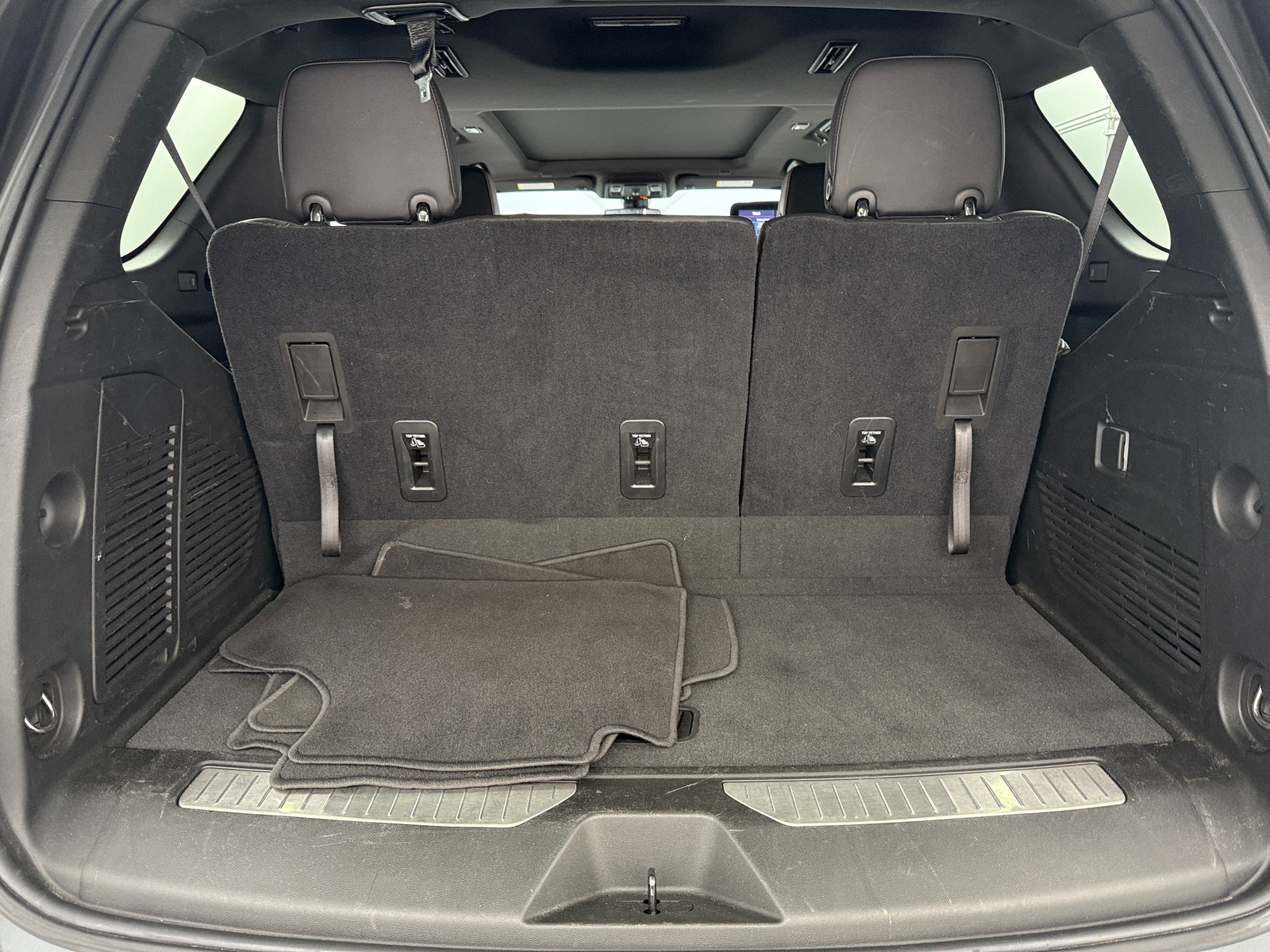 Thumbnail: 2021 Chevrolet Tahoe - 6