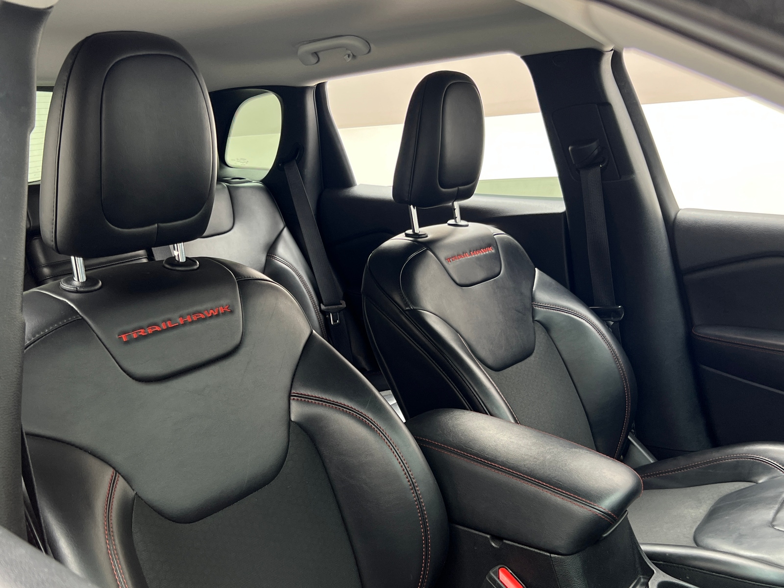 Thumbnail: 2019 Jeep Cherokee - 2