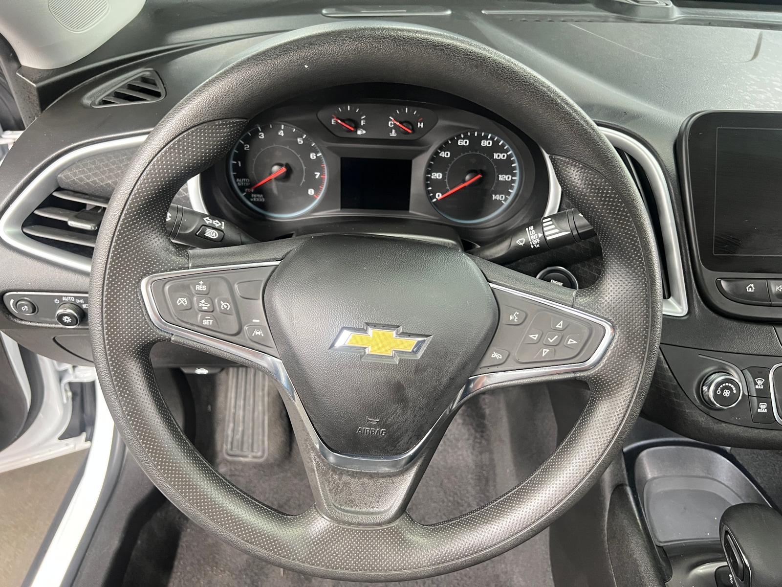 Thumbnail: 2023 Chevrolet Malibu - 5