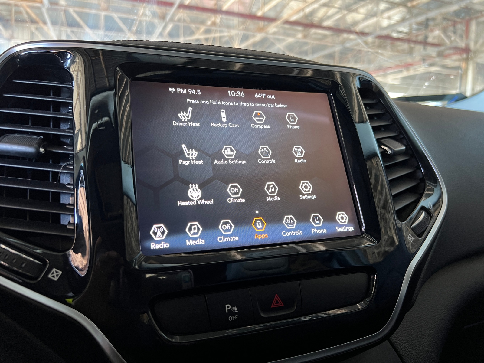 Thumbnail: 2020 Jeep Cherokee - 3