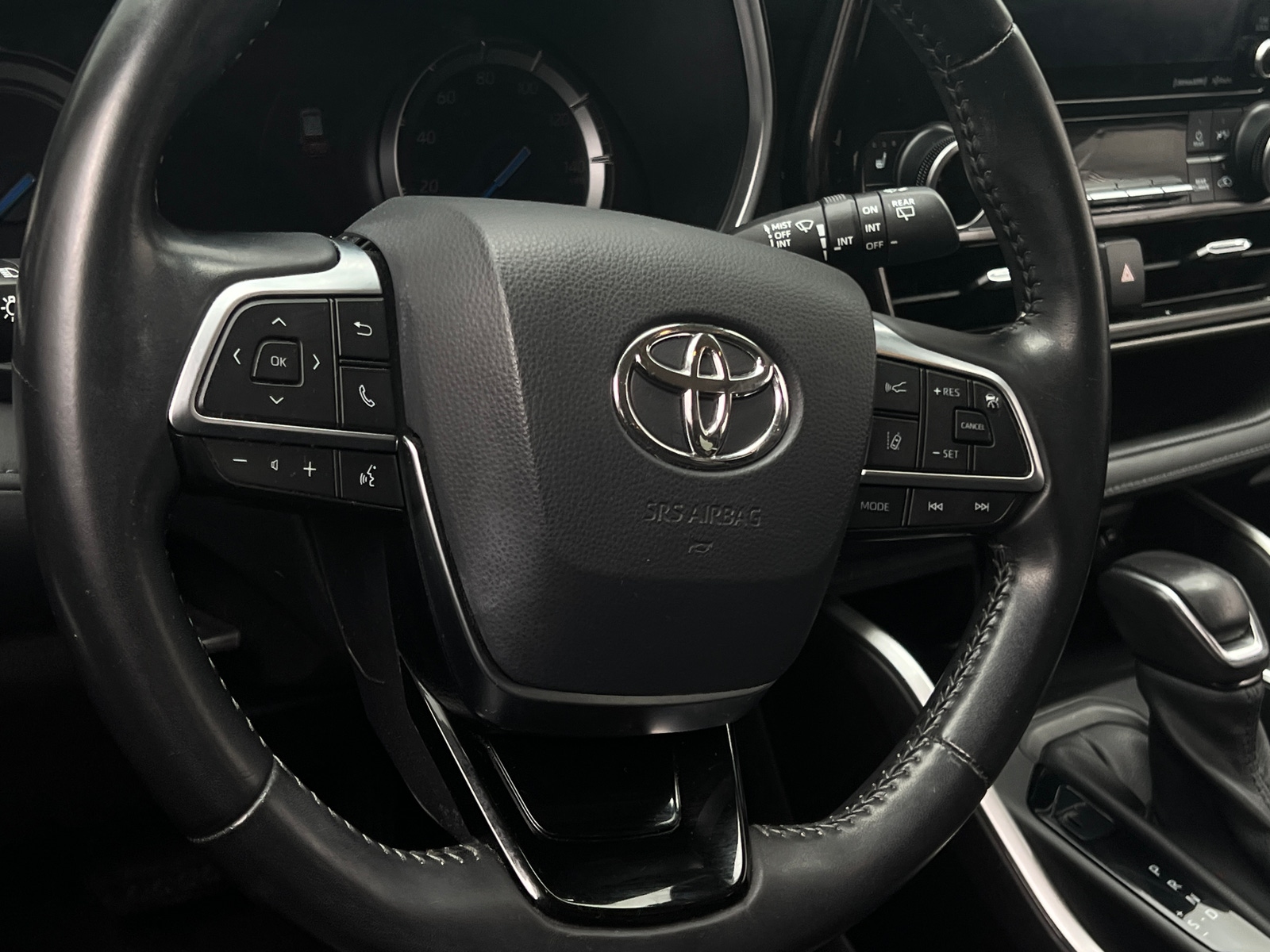Thumbnail: 2021 Toyota Highlander - 4