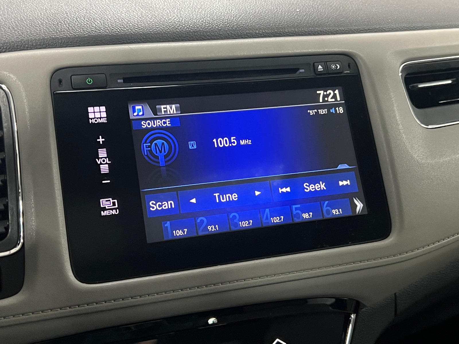 Thumbnail: 2018 Honda HR-V - 4