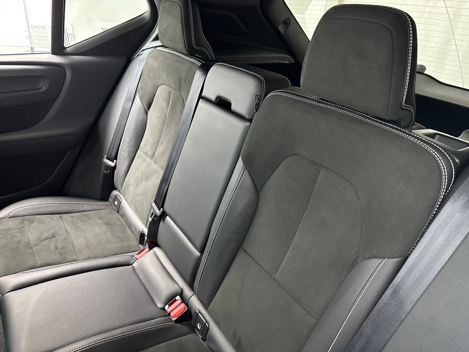 Thumbnail: 2019 Volvo XC40 - 6