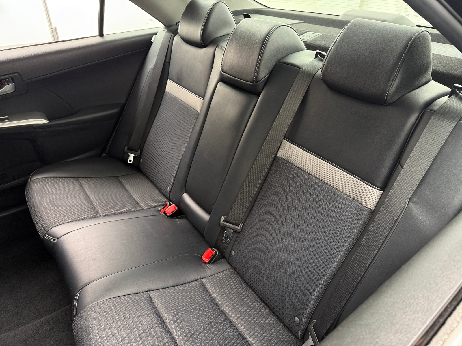 Thumbnail: 2012 Toyota Camry - 6