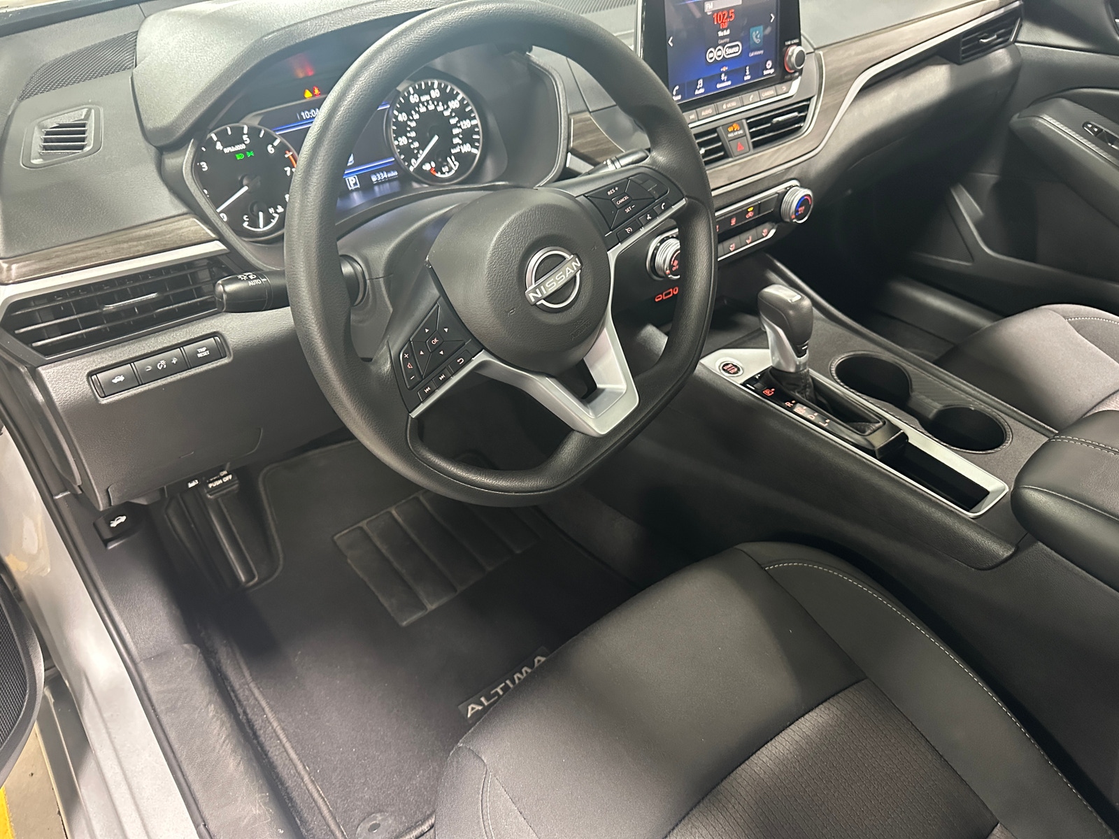Thumbnail: 2025 Nissan Altima - 3