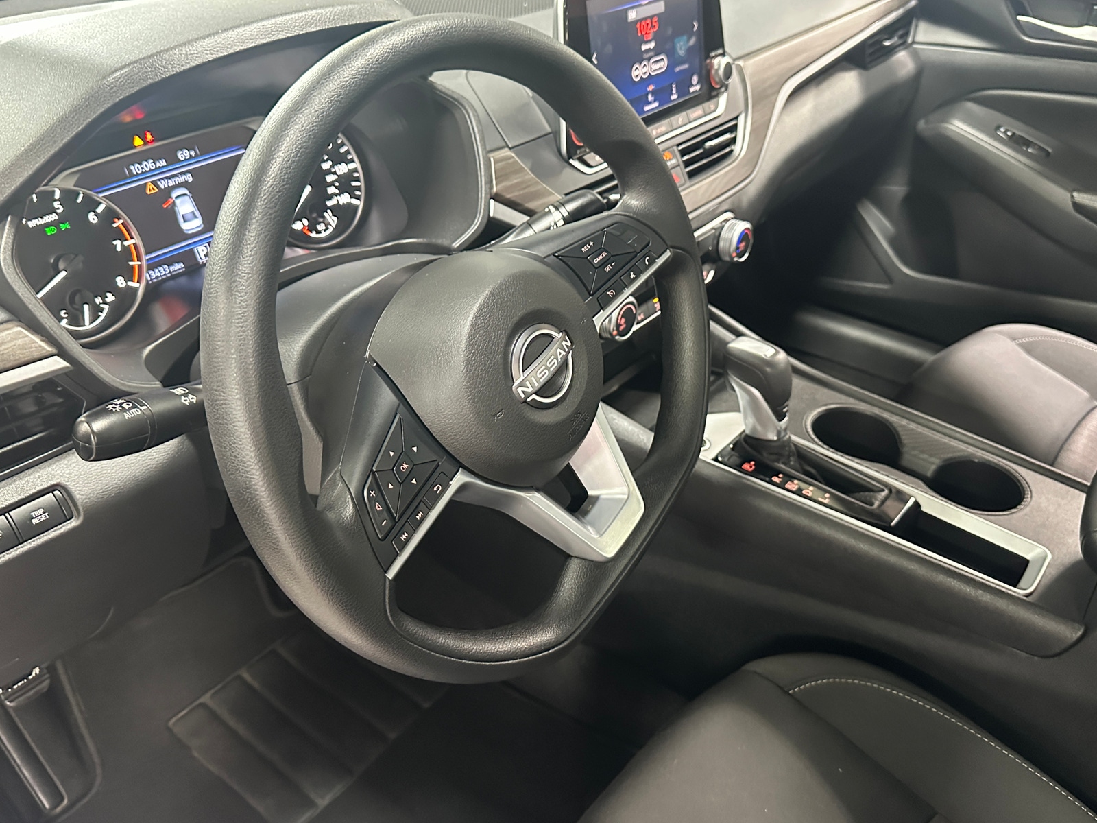 Thumbnail: 2025 Nissan Altima - 5