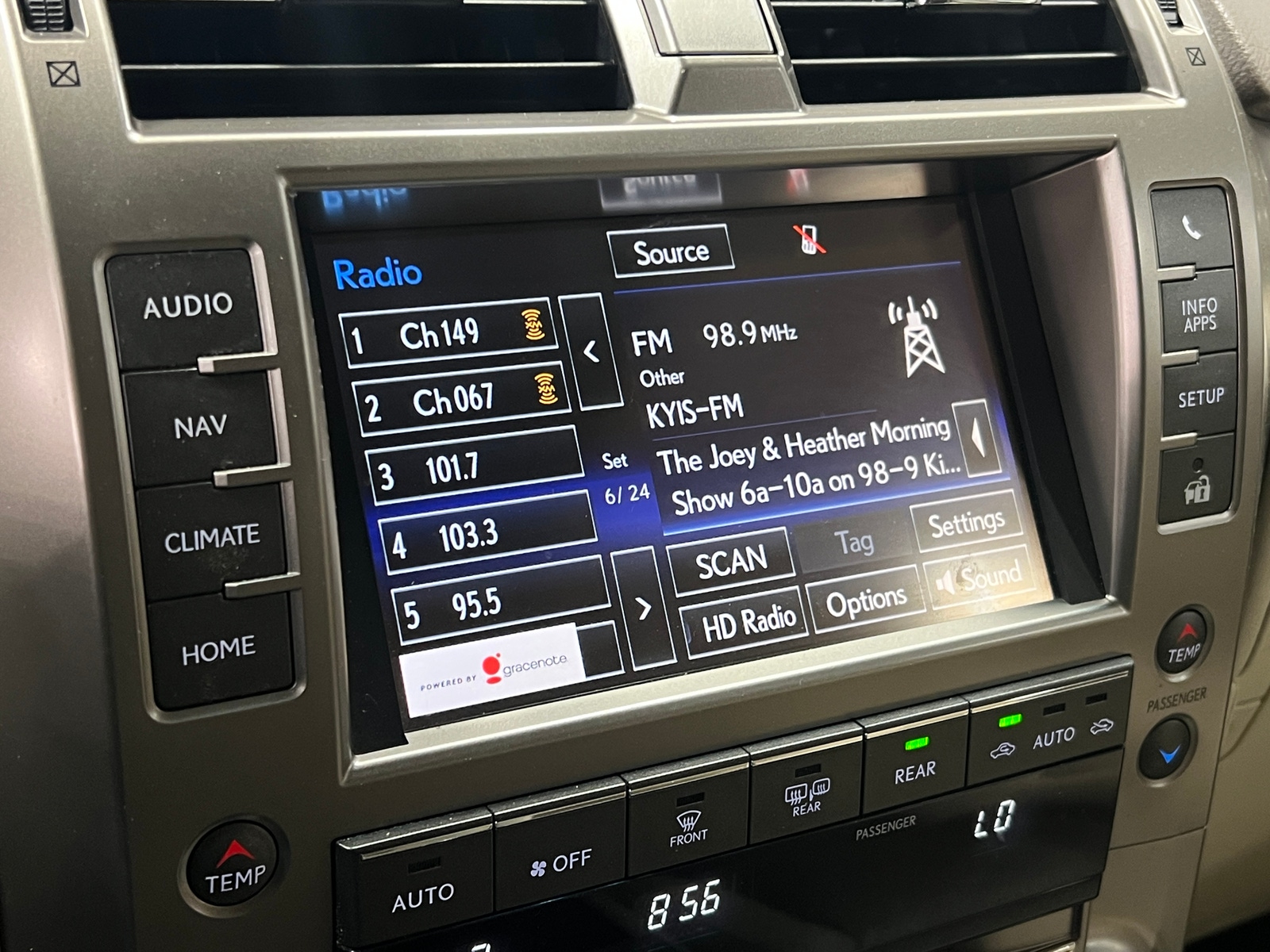 Thumbnail: 2016 Lexus GX - 3