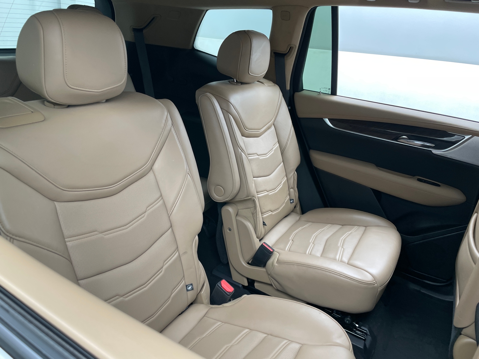 Thumbnail: 2020 Cadillac XT6 - 6
