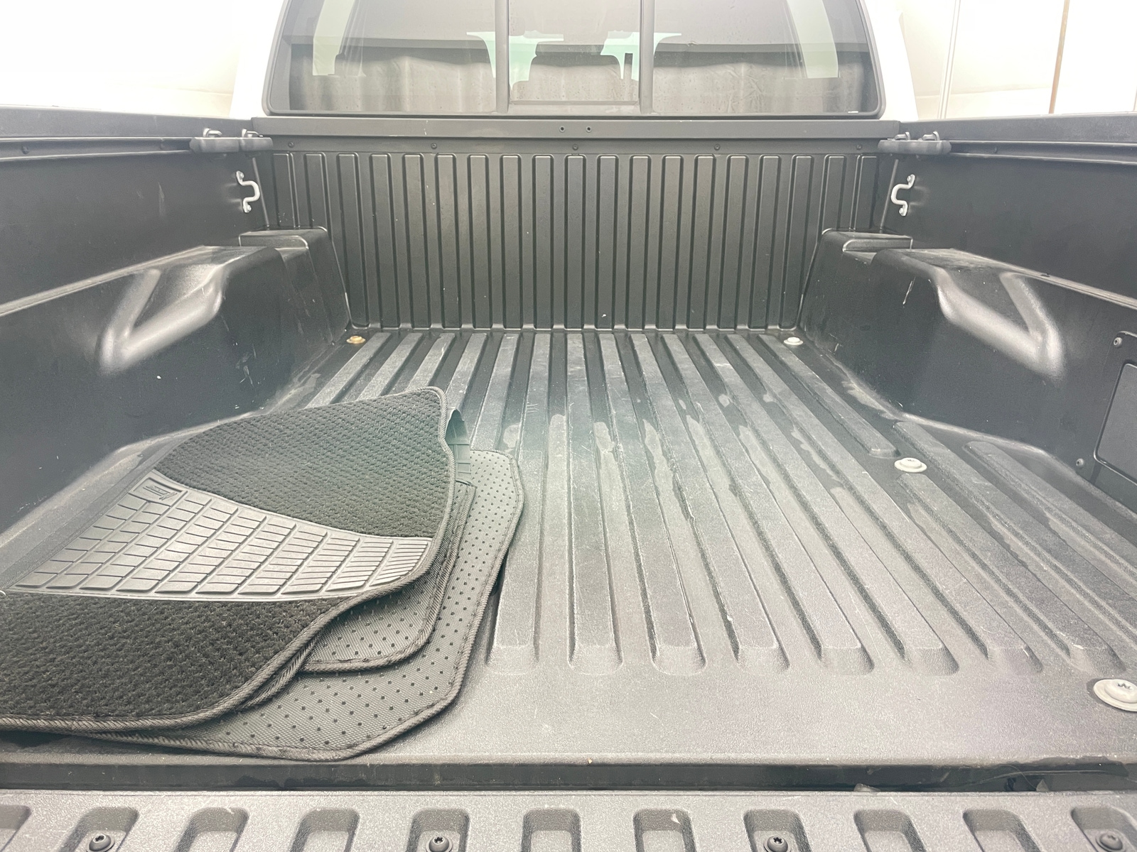 Thumbnail: 2019 Toyota Tacoma - 7