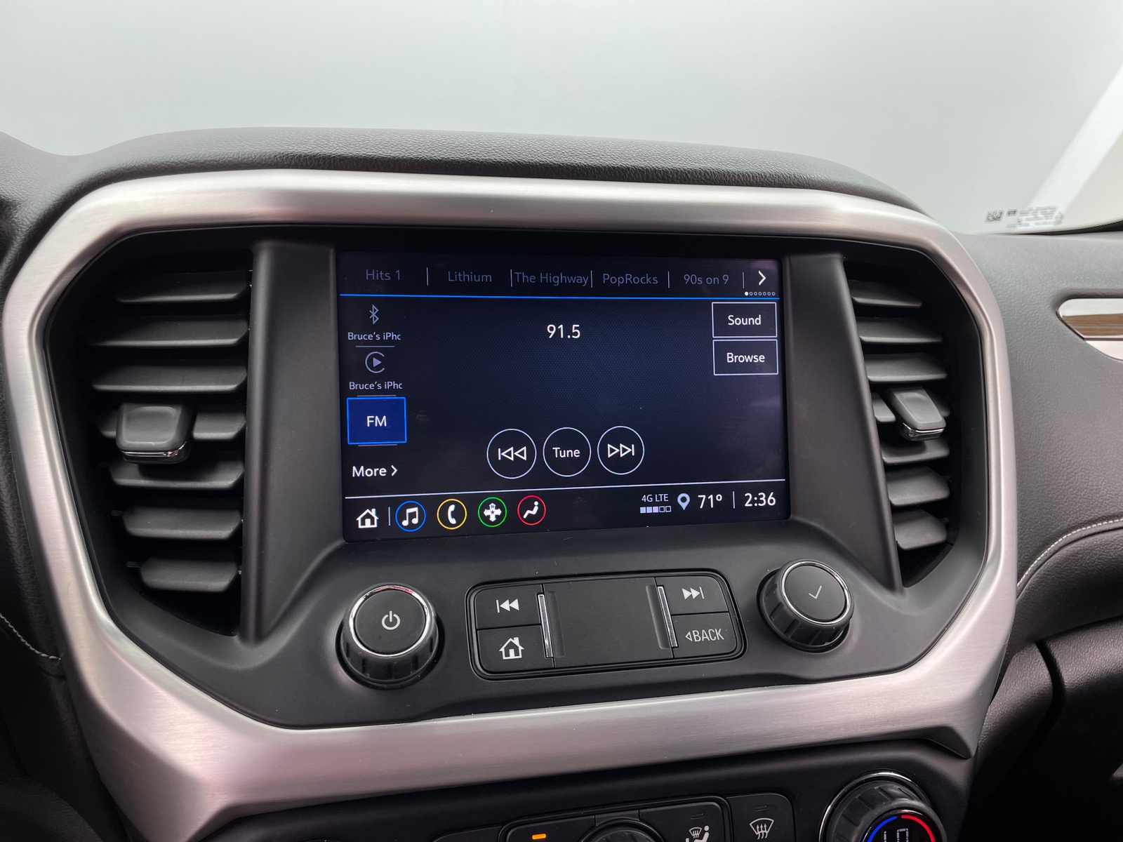 Thumbnail: 2021 GMC Acadia - 4