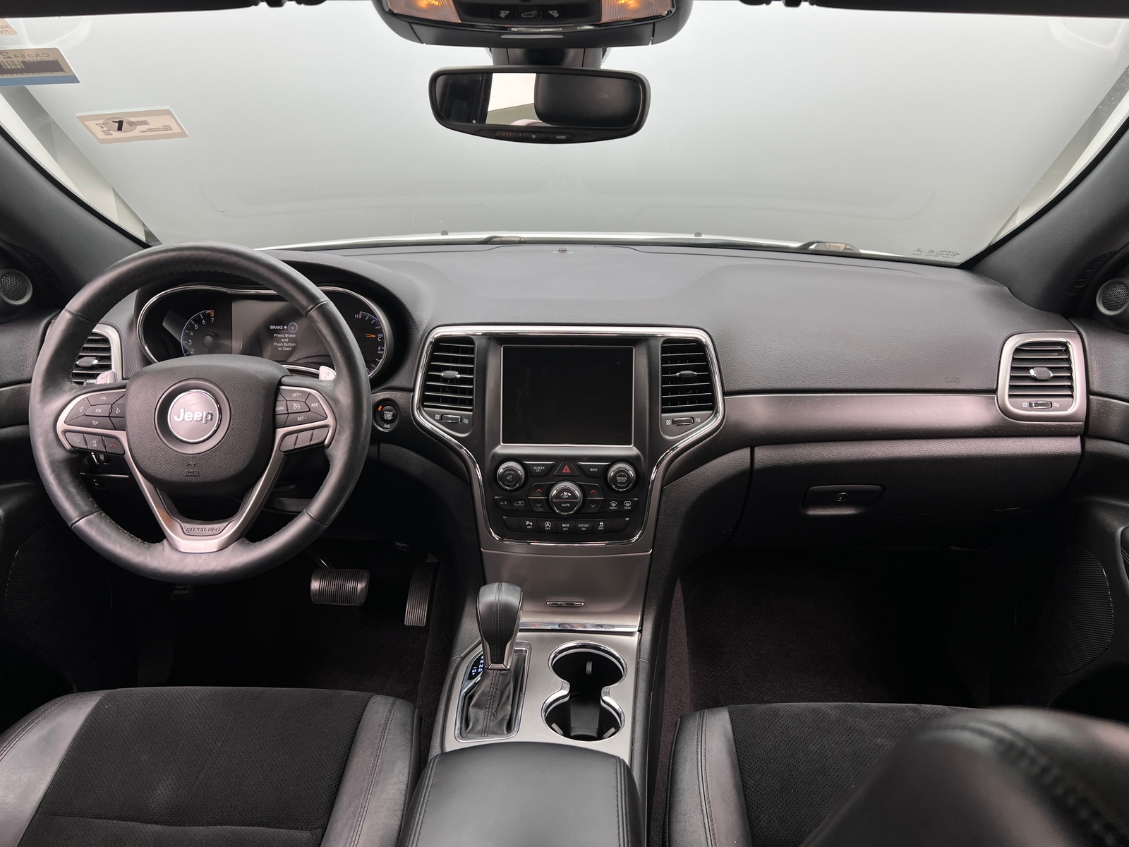 Thumbnail: 2017 Jeep Grand Cherokee - 2