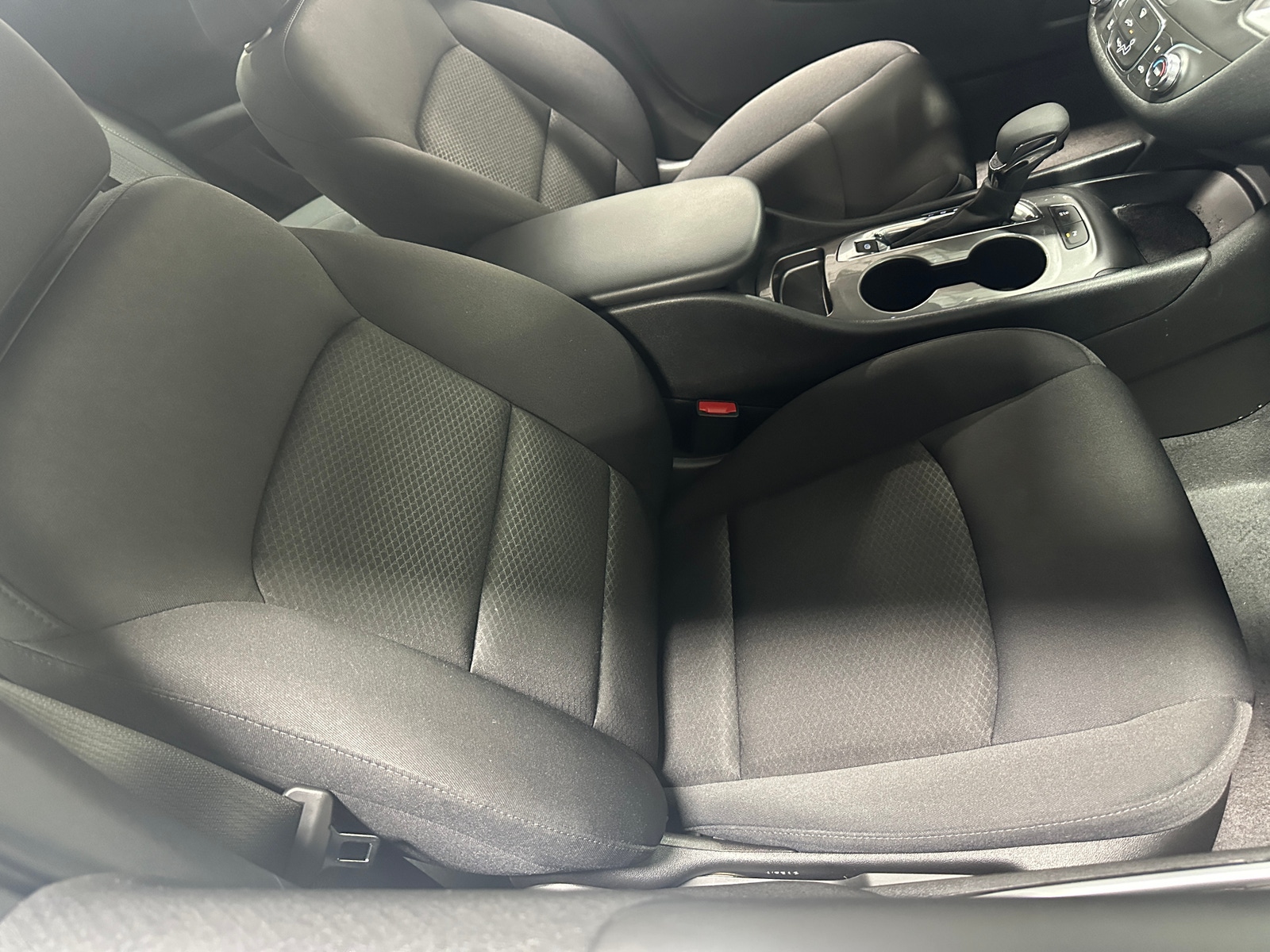 Thumbnail: 2025 Chevrolet Malibu - 2
