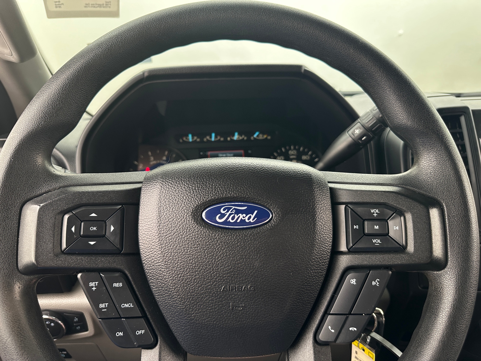 Thumbnail: 2018 Ford Econoline - 4