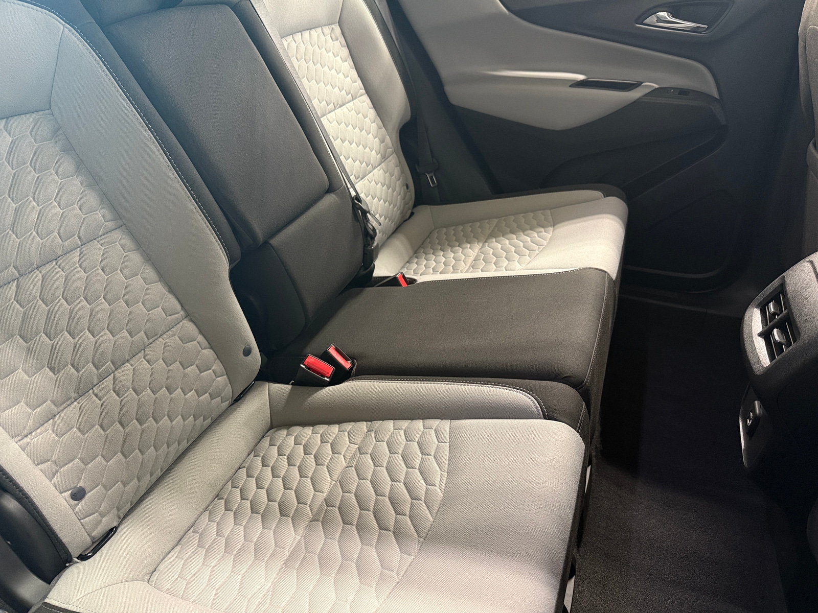 Thumbnail: 2020 Chevrolet Equinox - 6