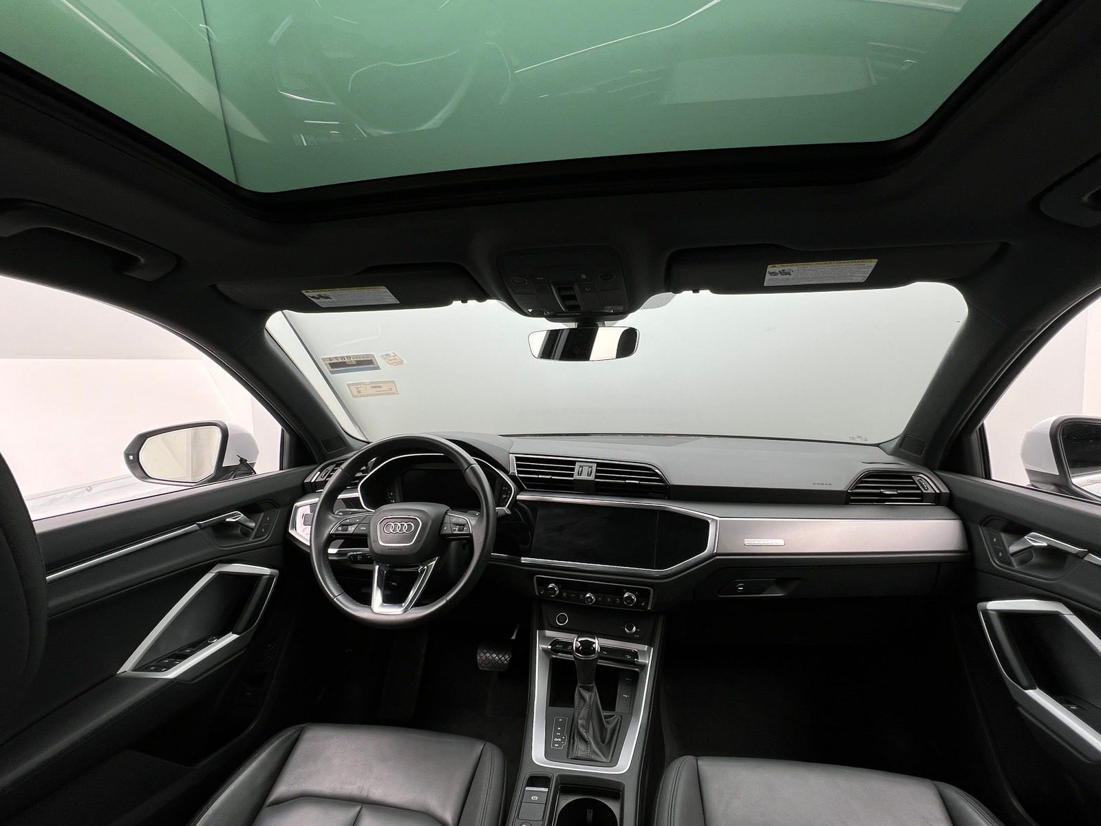 Thumbnail: 2022 Audi Q3 - 2