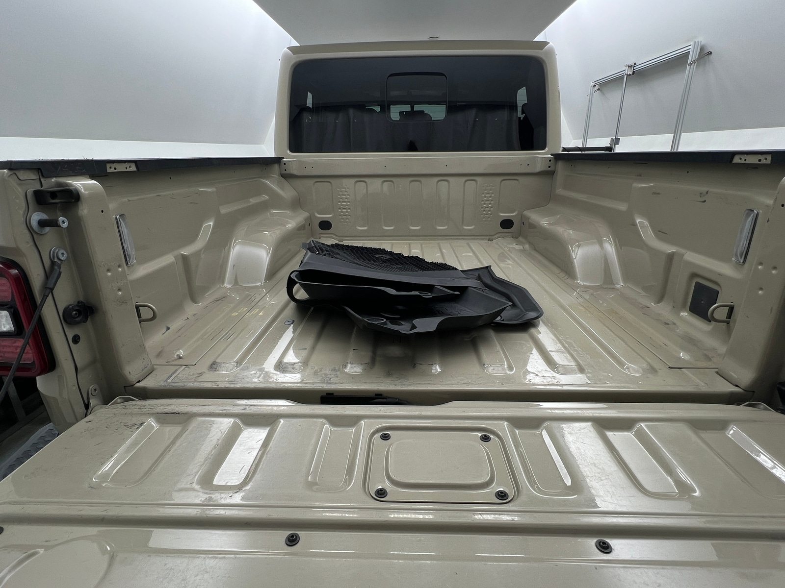 Thumbnail: 2022 Jeep Gladiator - 6