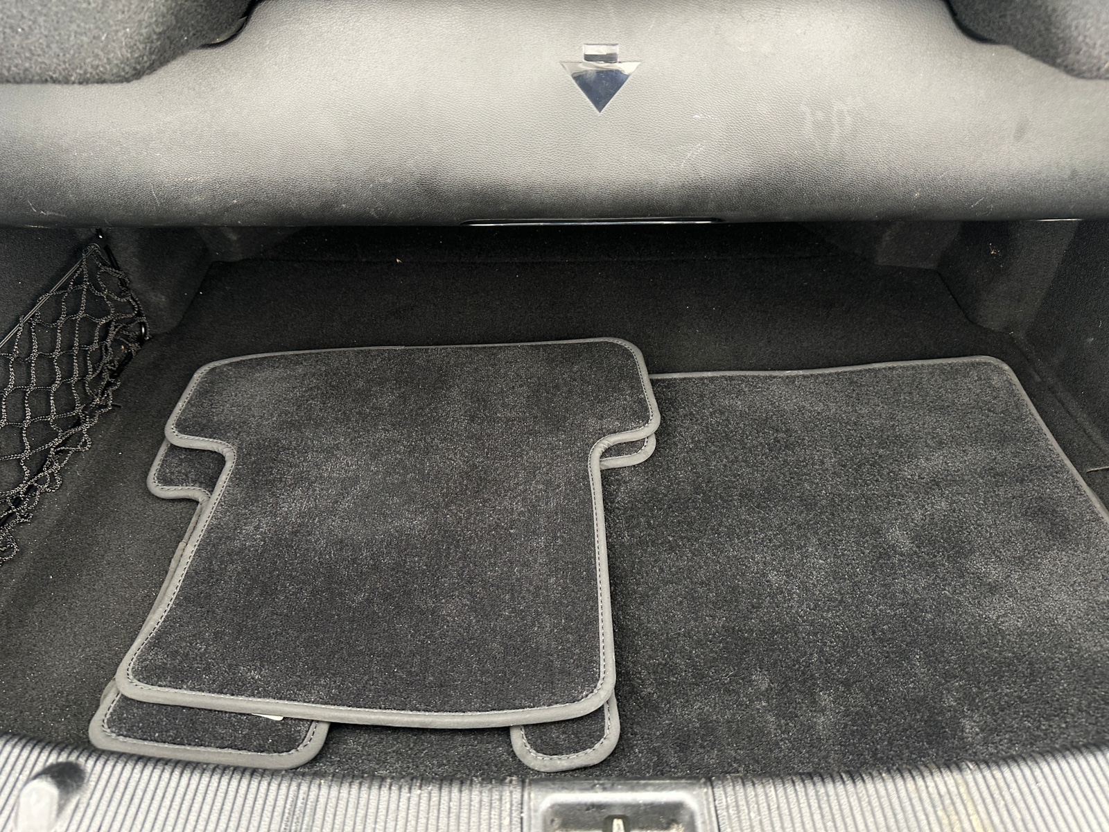 Thumbnail: 2011 Mercedes-Benz E-Class - 6