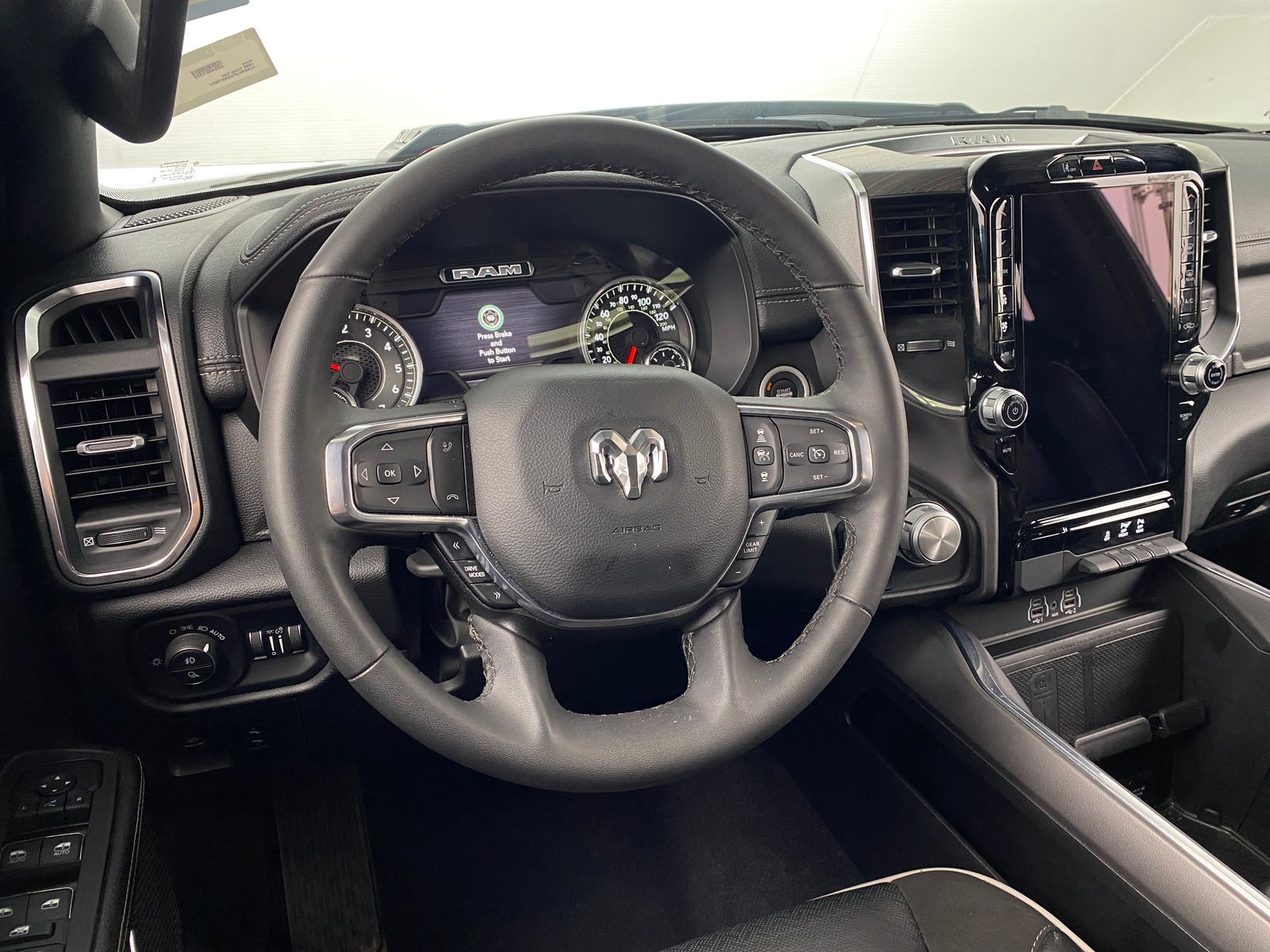 Thumbnail: 2025 RAM 1500 - 4