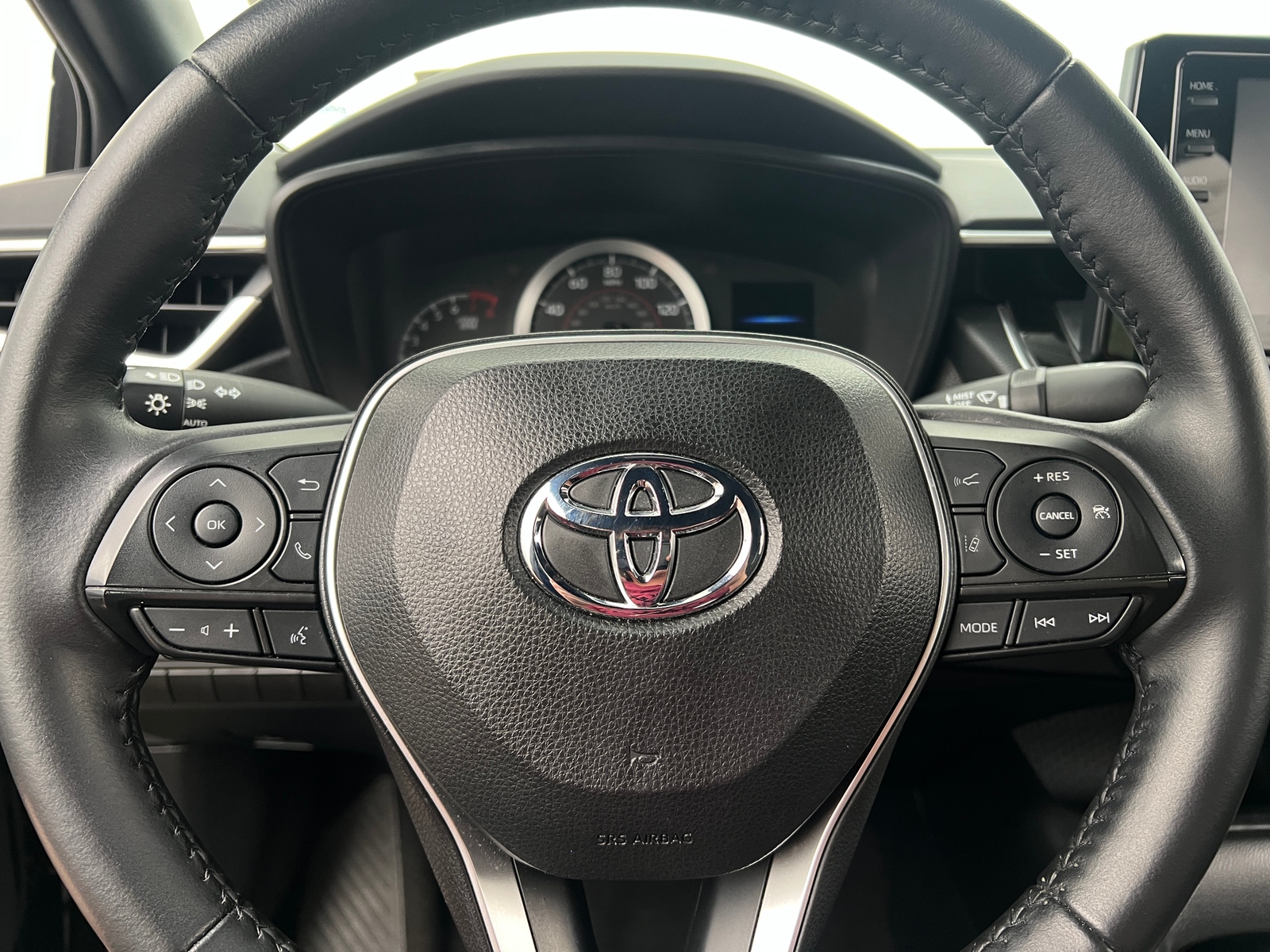 Thumbnail: 2022 Toyota Corolla - 5