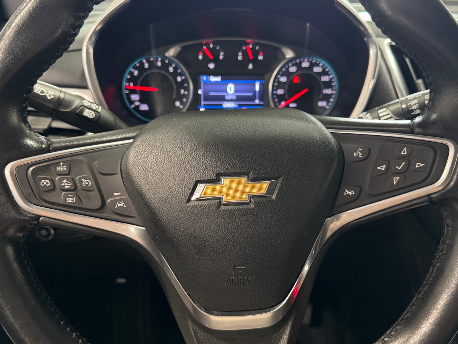 Thumbnail: 2022 Chevrolet Equinox - 5