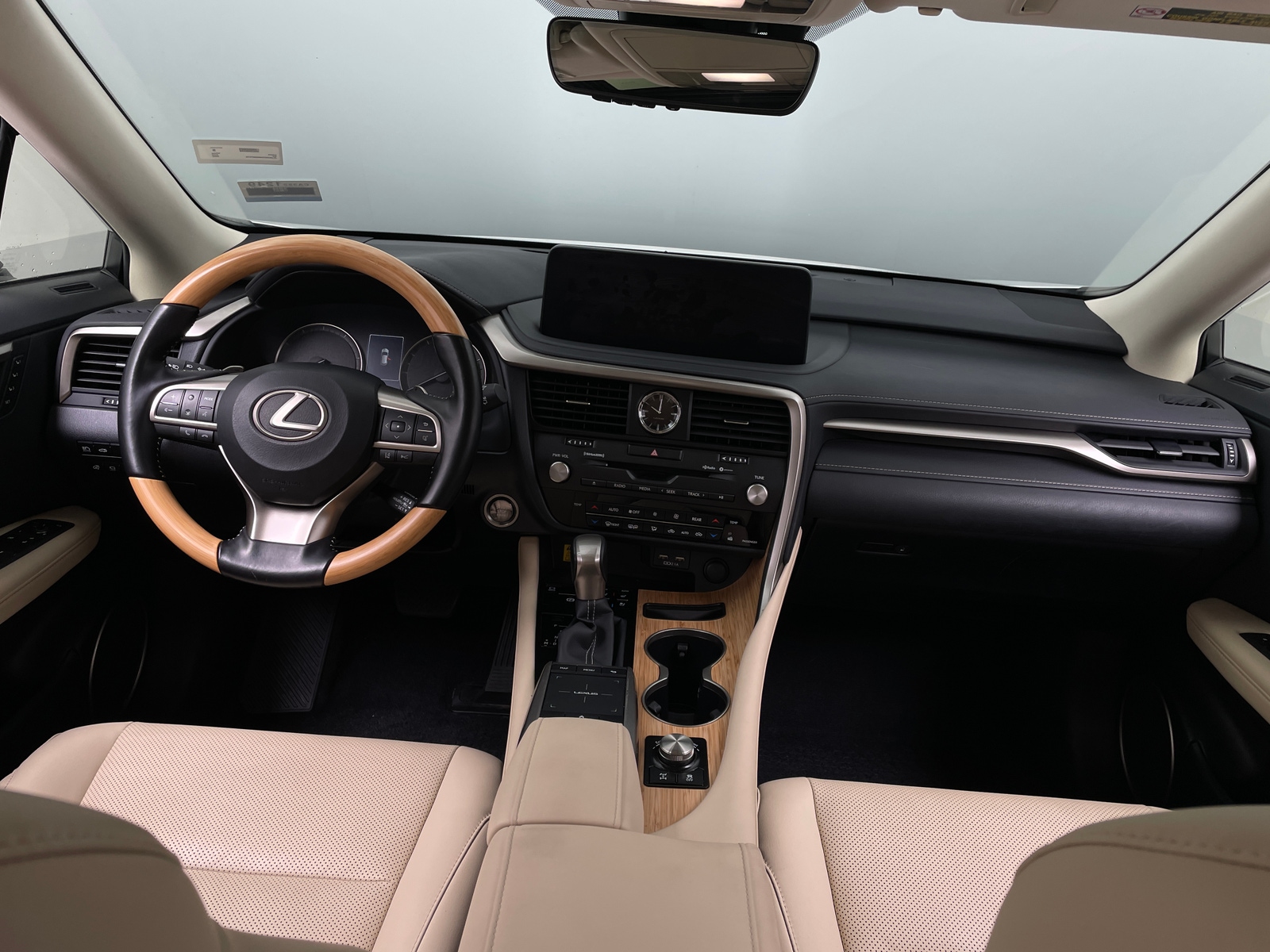 Thumbnail: 2022 Lexus RX - 2