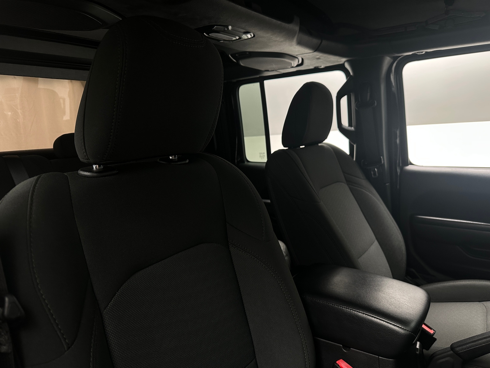 Thumbnail: 2021 Jeep Gladiator - 2
