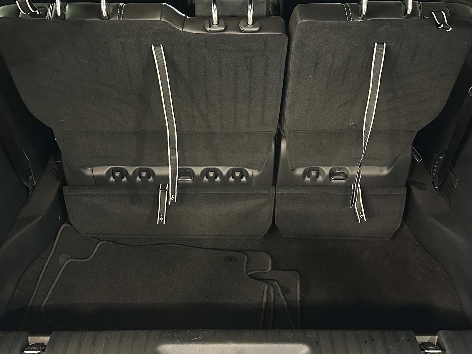 Thumbnail: 2025 Chrysler Pacifica - 6