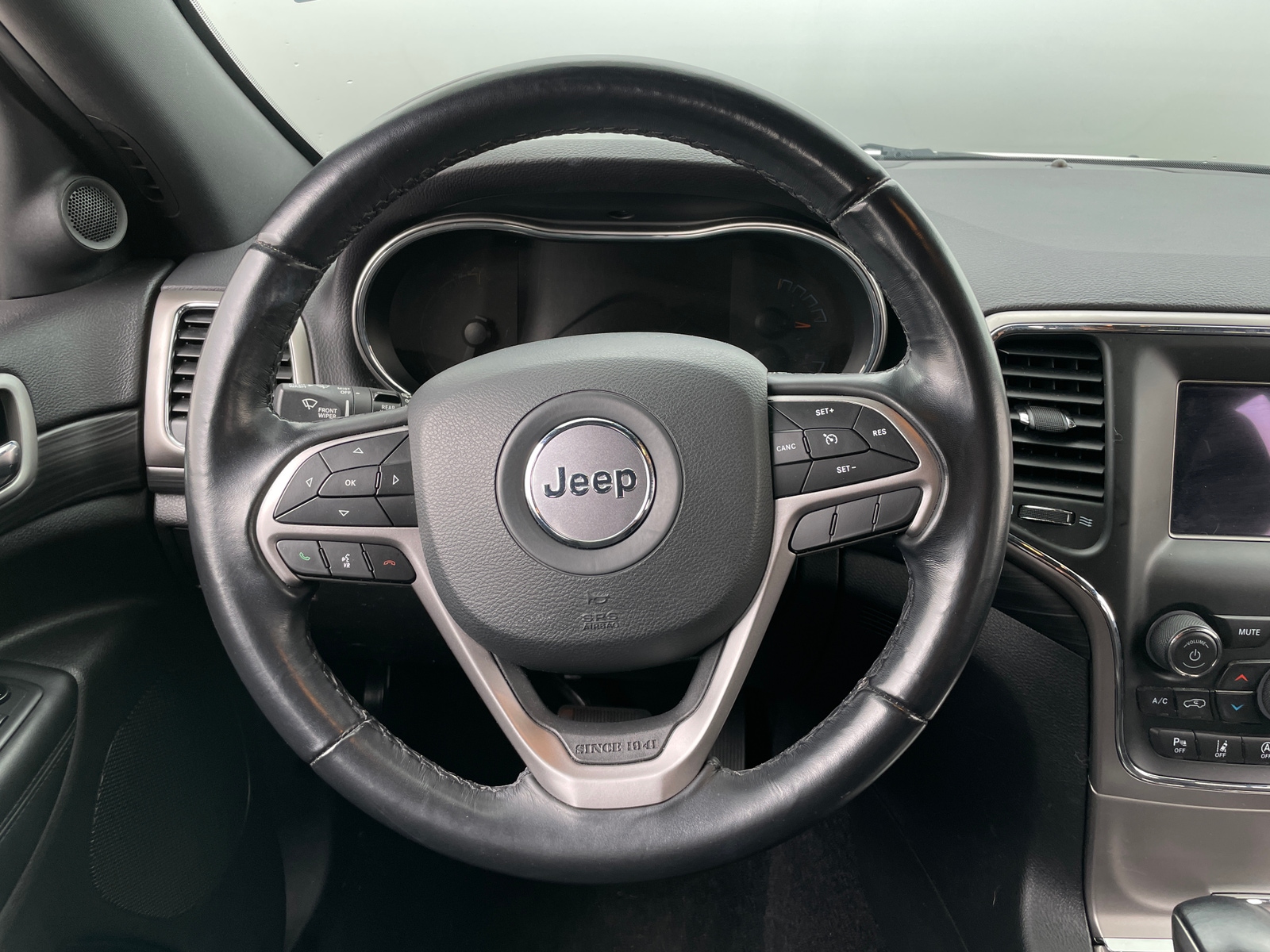 Thumbnail: 2021 Jeep Grand Cherokee - 5