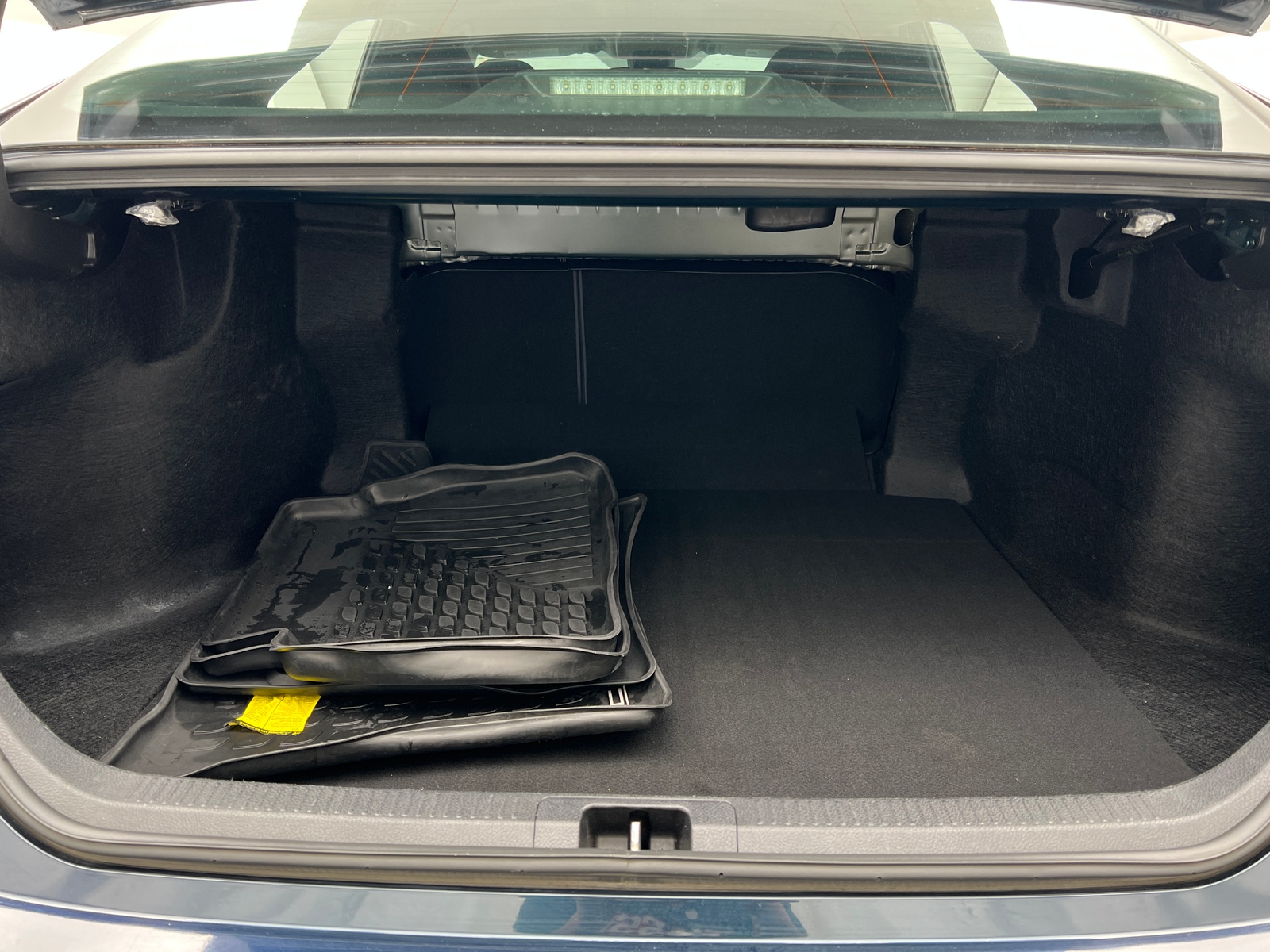 Thumbnail: 2019 Toyota Camry - 7