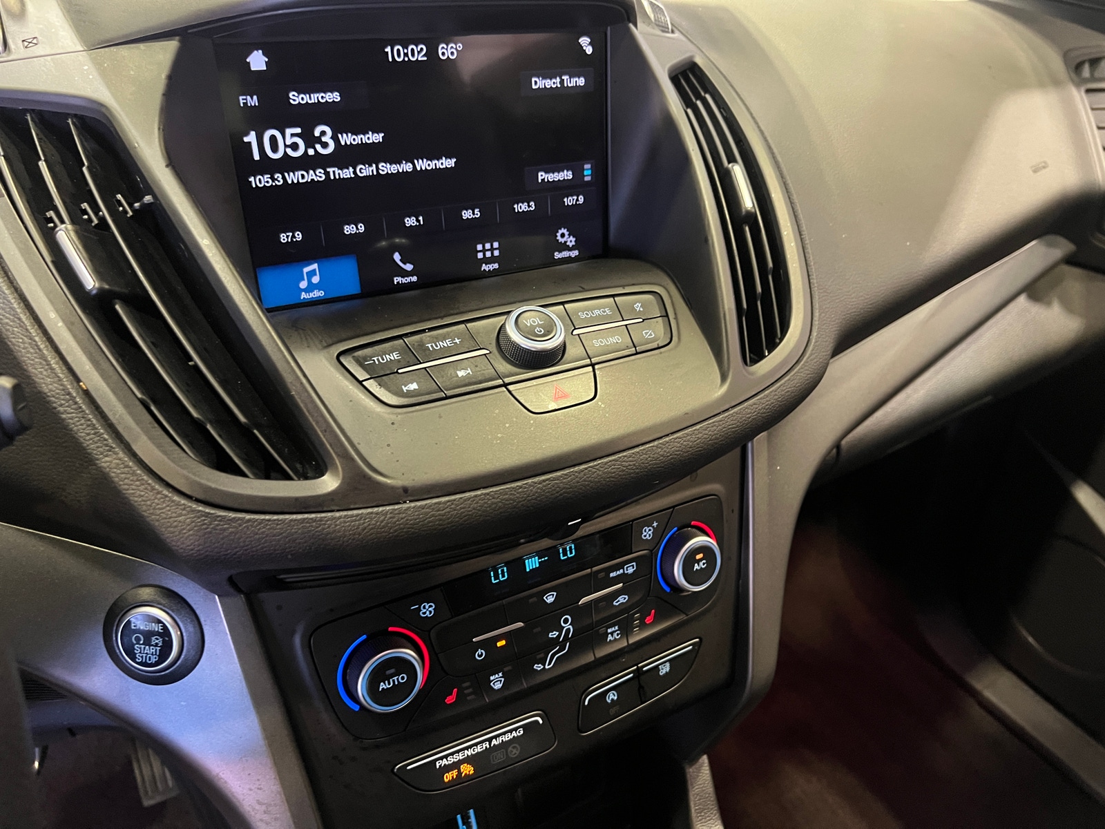 Thumbnail: 2019 Ford Escape - 4