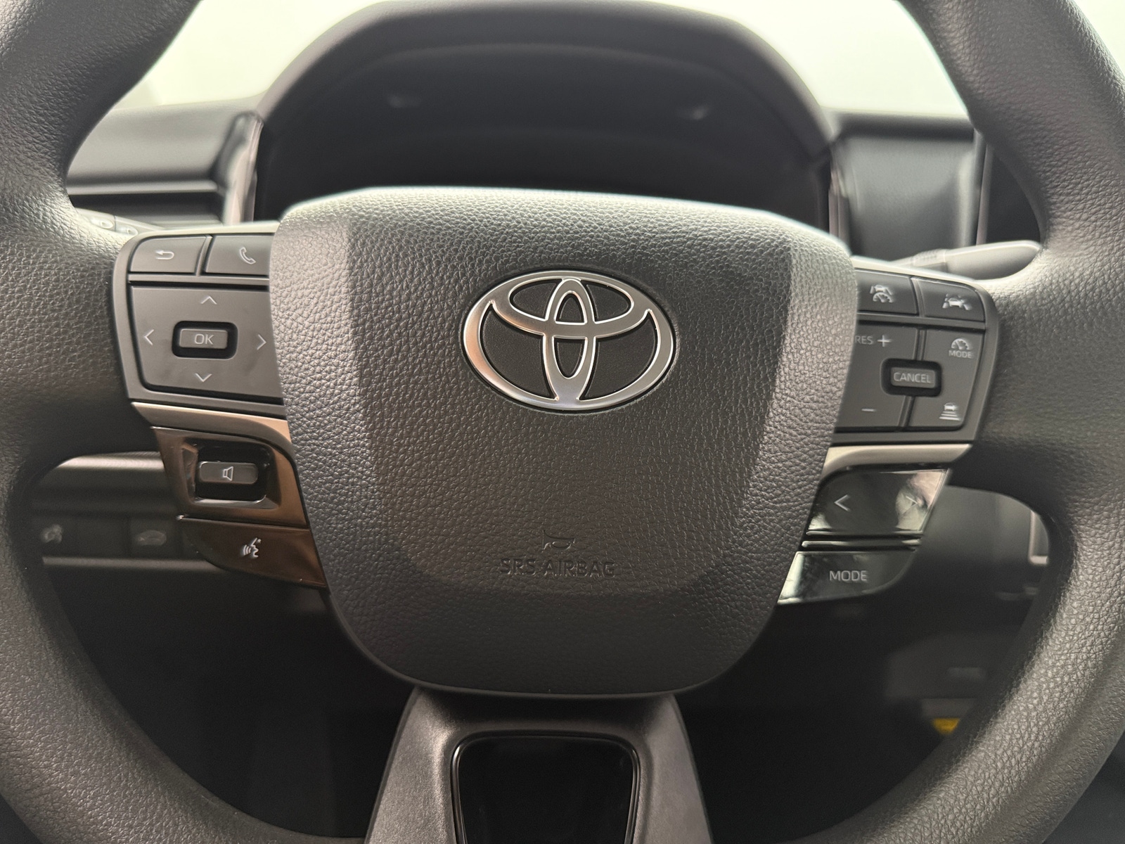 Thumbnail: 2025 Toyota Camry - 5