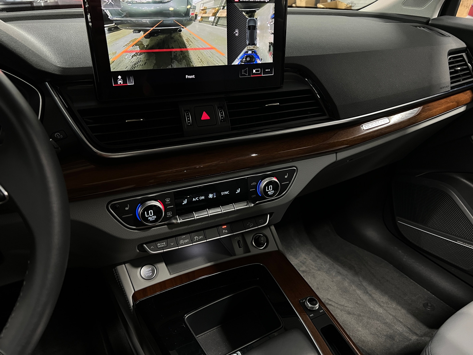 Thumbnail: 2022 Audi Q5 - 3