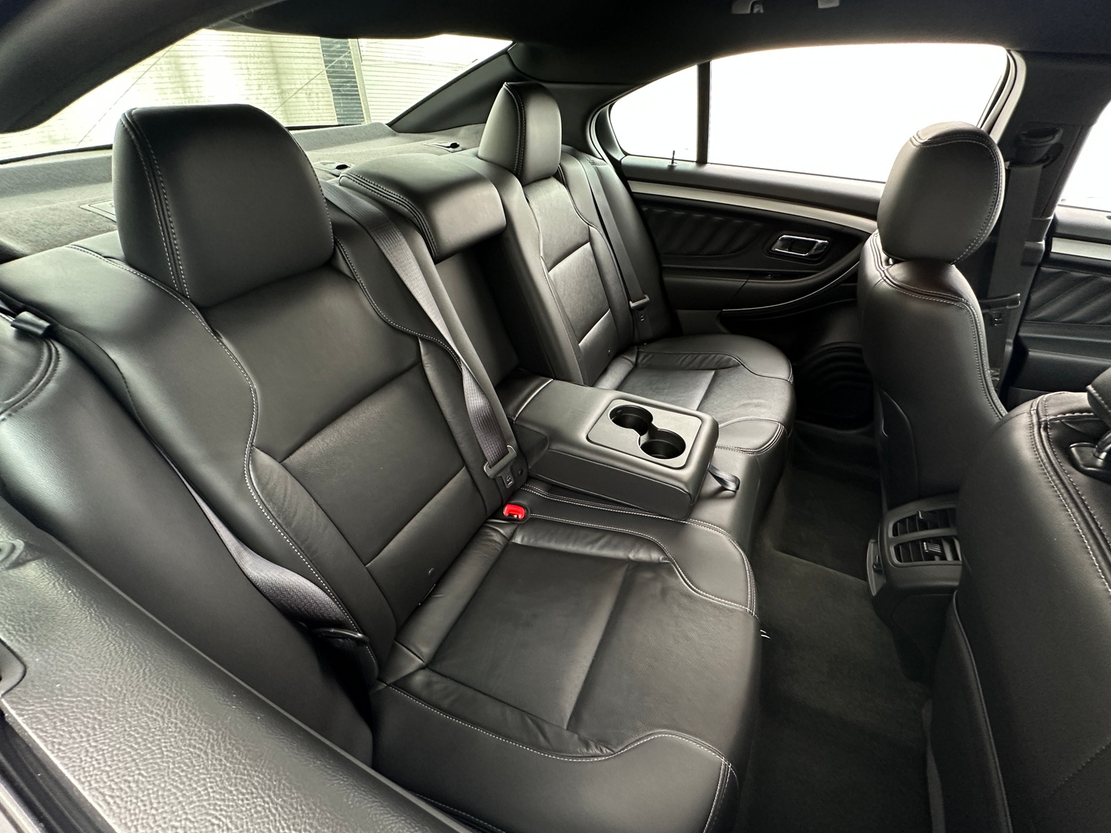 Thumbnail: 2015 Ford Taurus - 5