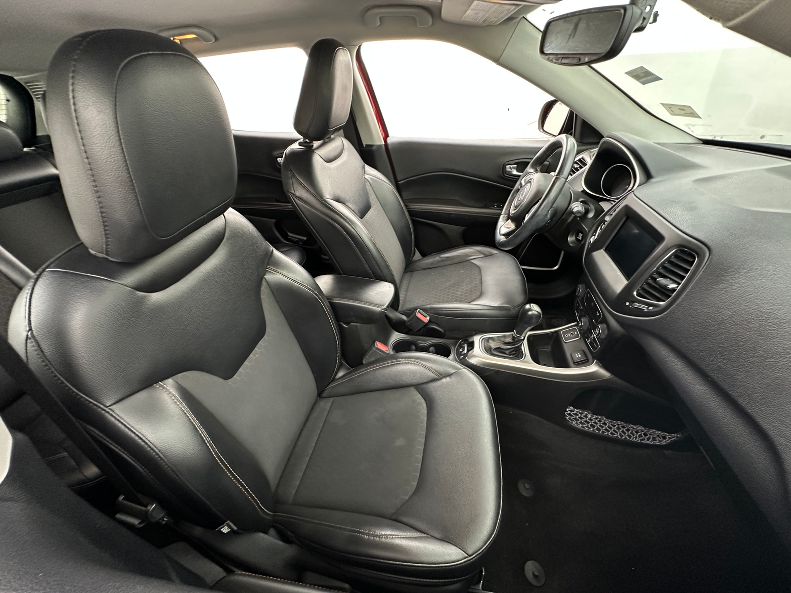 Thumbnail: 2017 Jeep Compass - 2