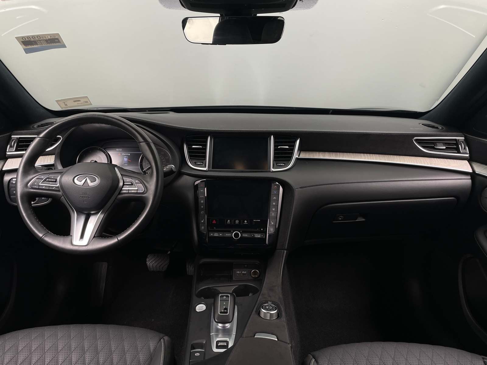Thumbnail: 2024 INFINITI QX50 - 3