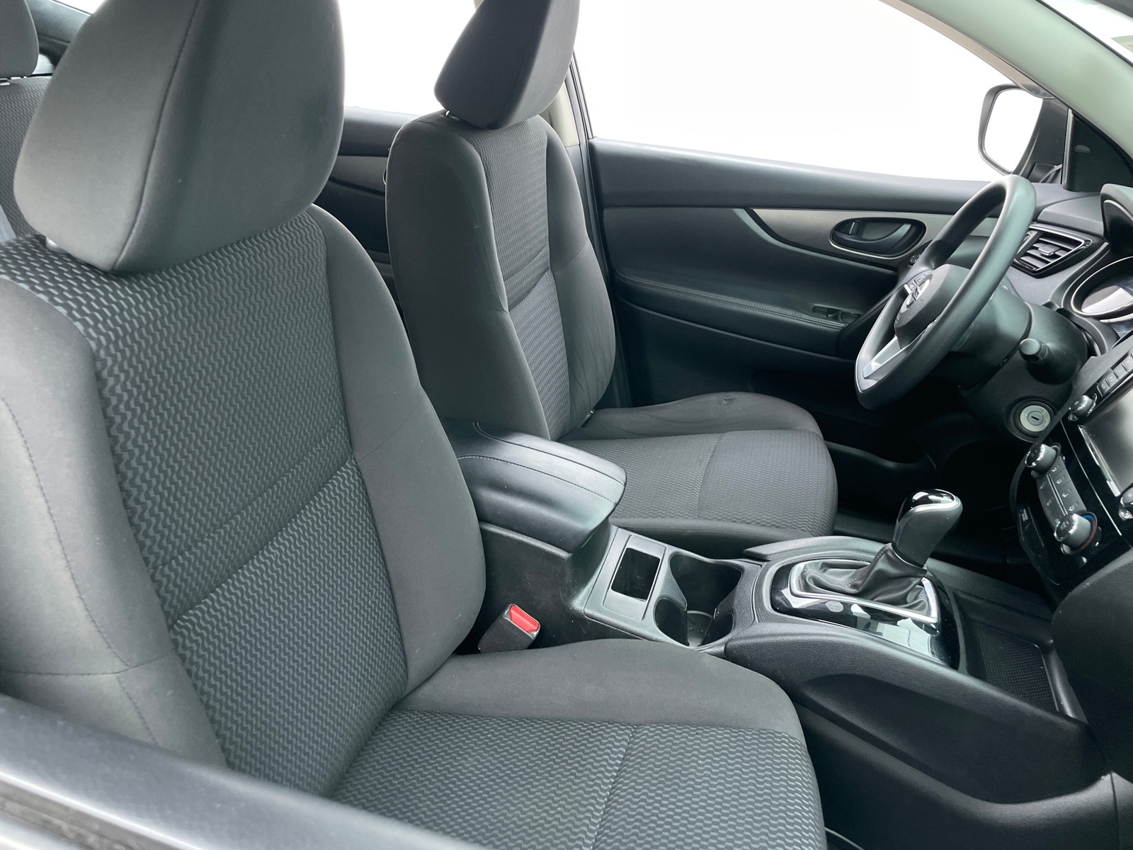 Thumbnail: 2019 Nissan Rogue Sport - 2