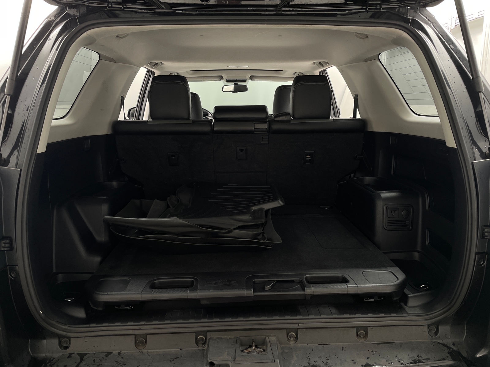 Thumbnail: 2016 Toyota 4Runner - 7