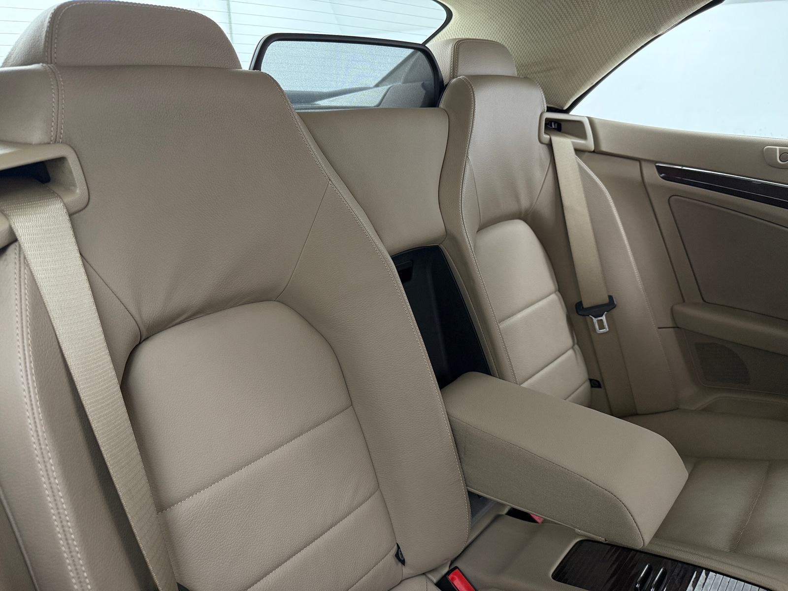 Thumbnail: 2011 Mercedes-Benz E-Class - 5