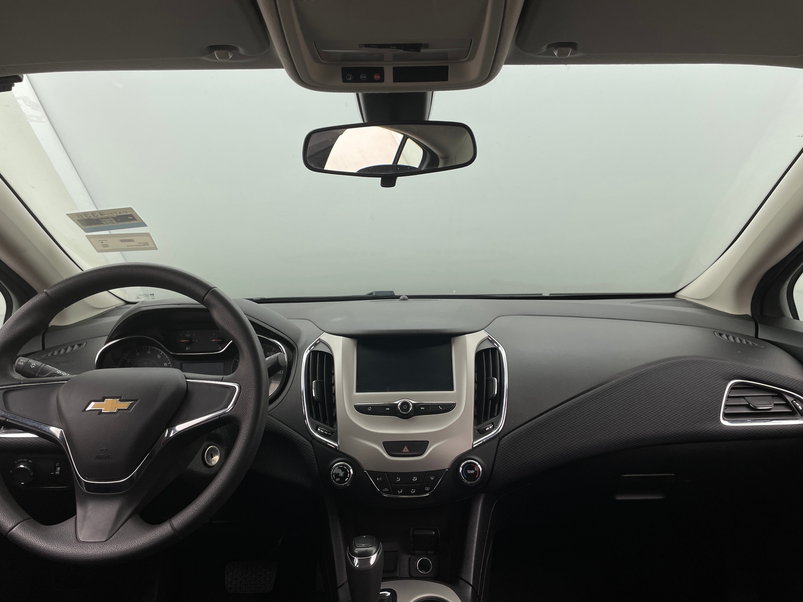 Thumbnail: 2018 Chevrolet Cruze - 3