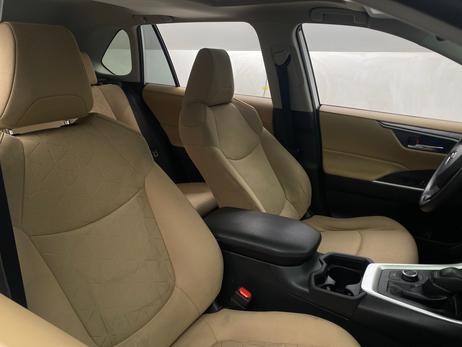 Thumbnail: 2020 Toyota RAV4 - 2