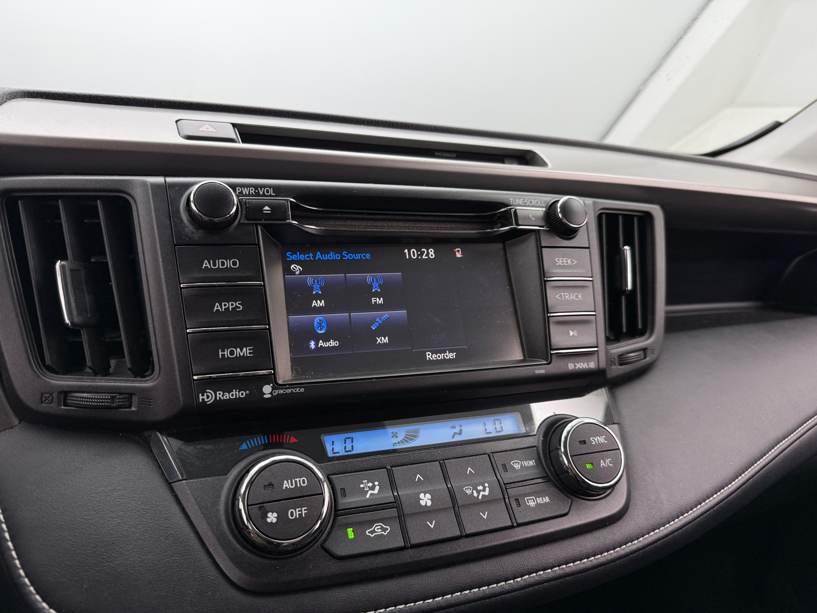 Thumbnail: 2016 Toyota RAV4 - 4