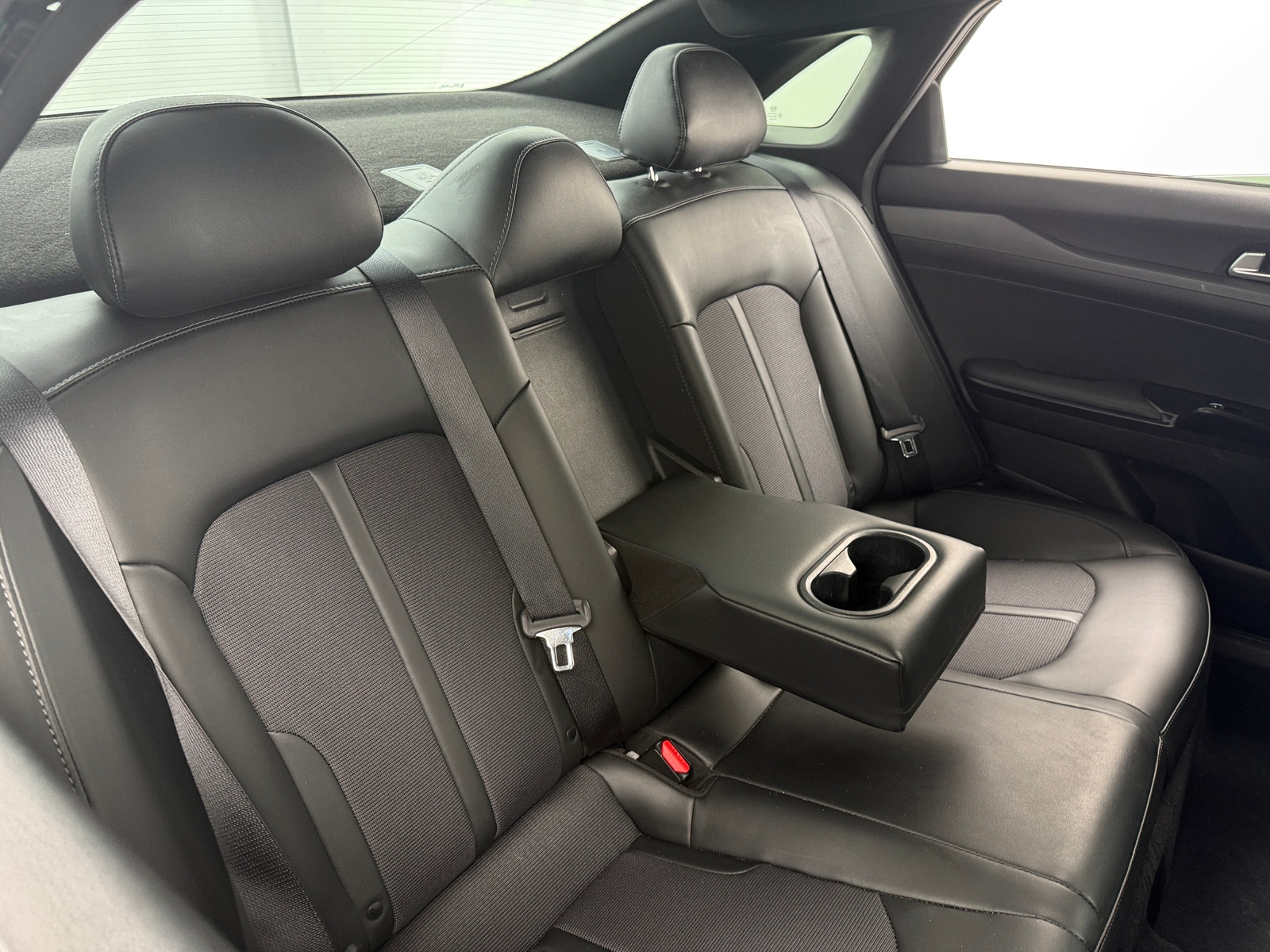 Thumbnail: 2021 Kia K5 - 6