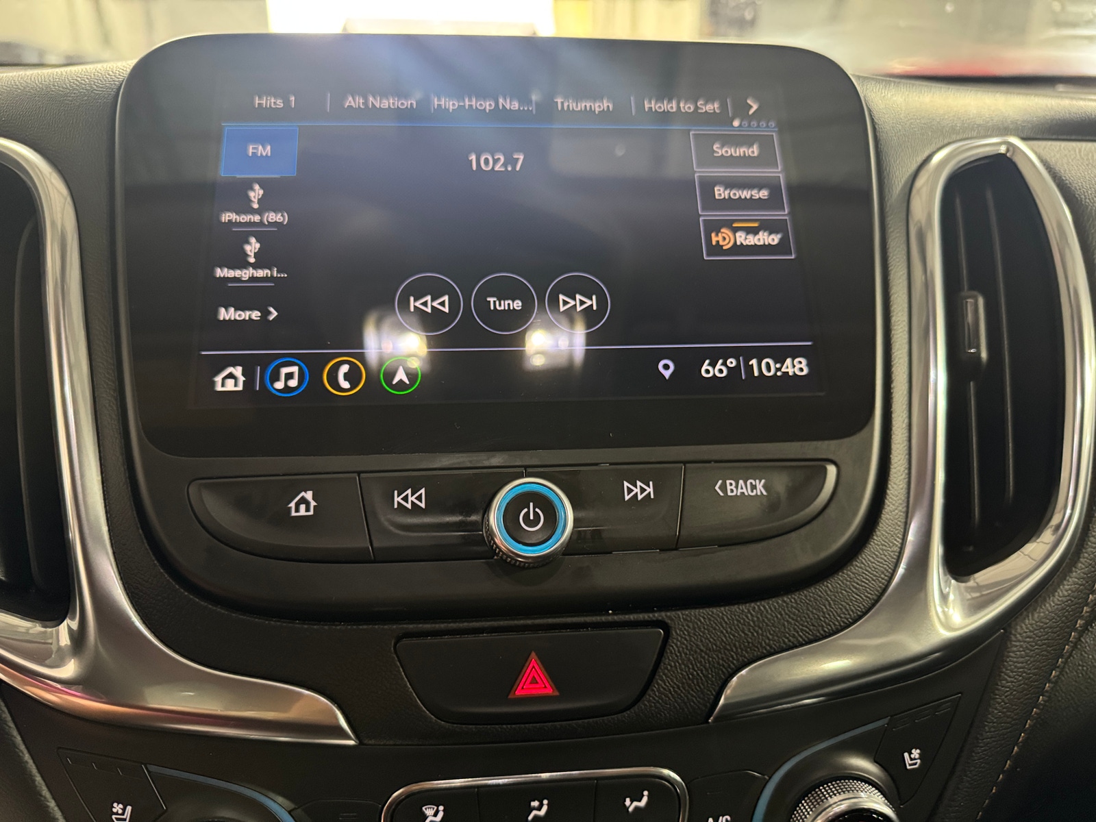 Thumbnail: 2021 Chevrolet Equinox - 3