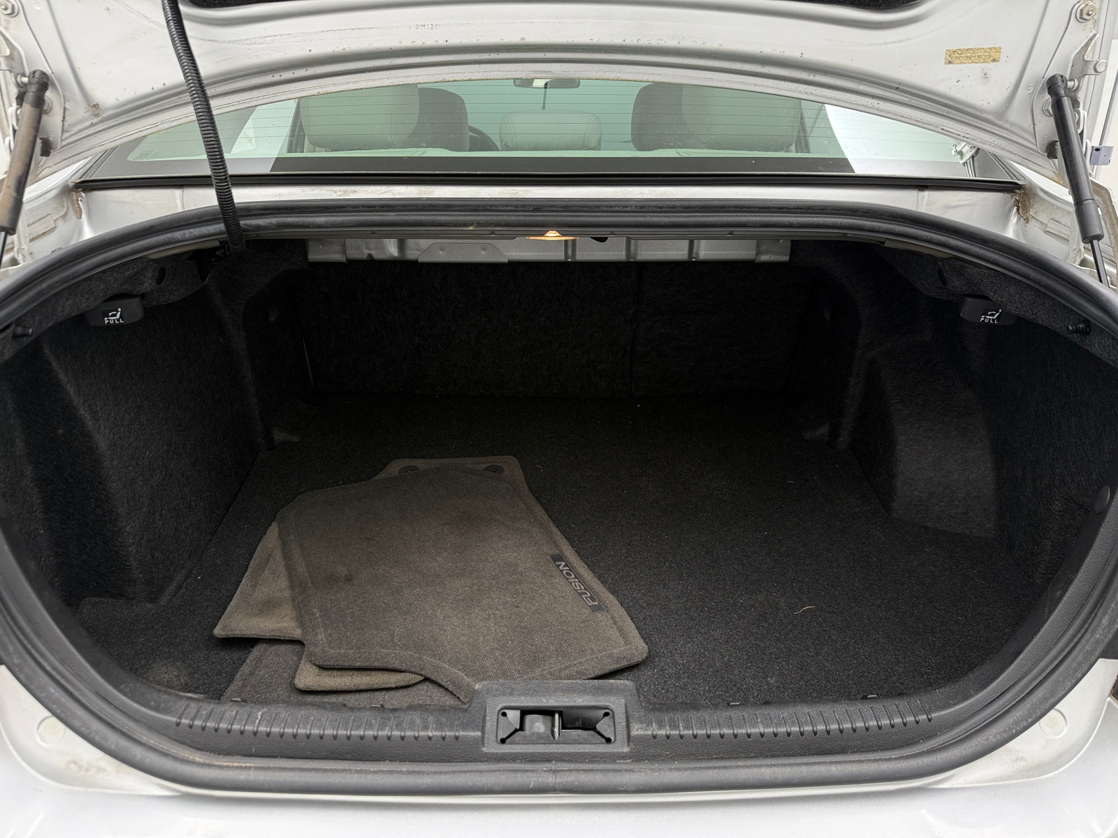 Thumbnail: 2012 Ford Fusion - 7