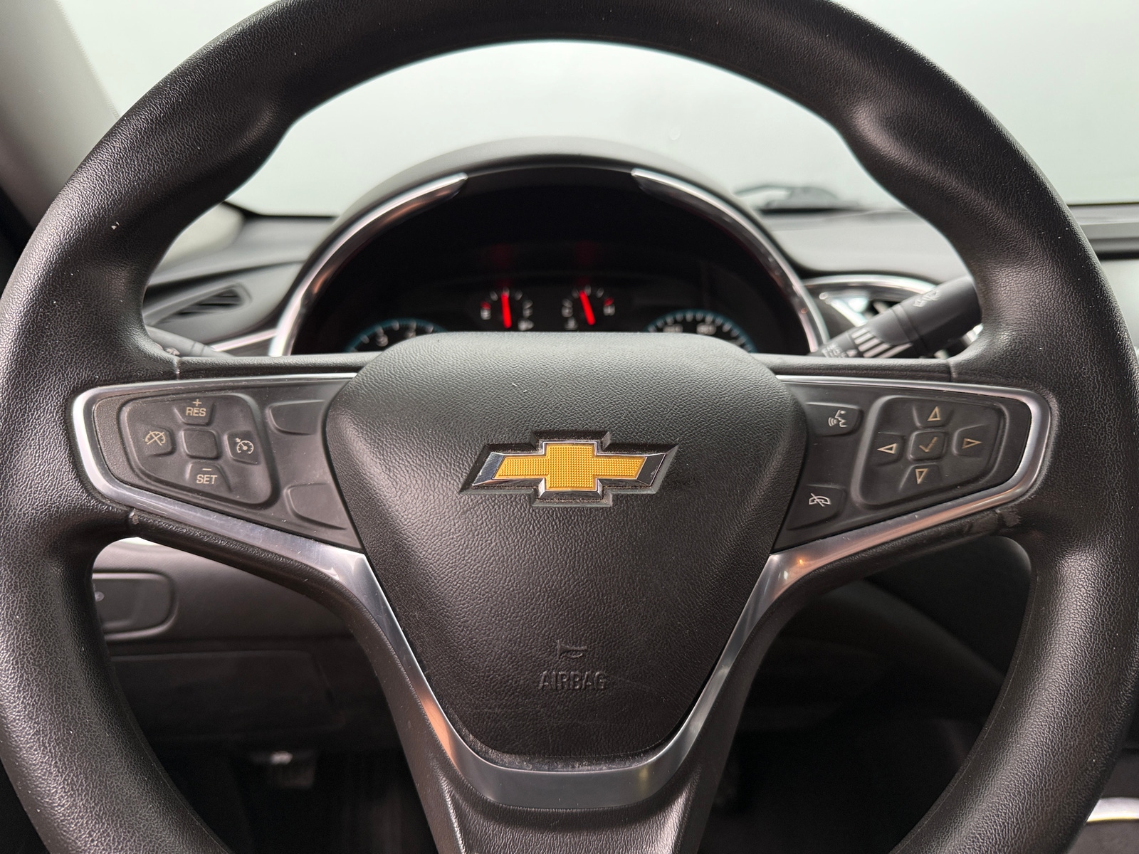 Thumbnail: 2018 Chevrolet Malibu - 5