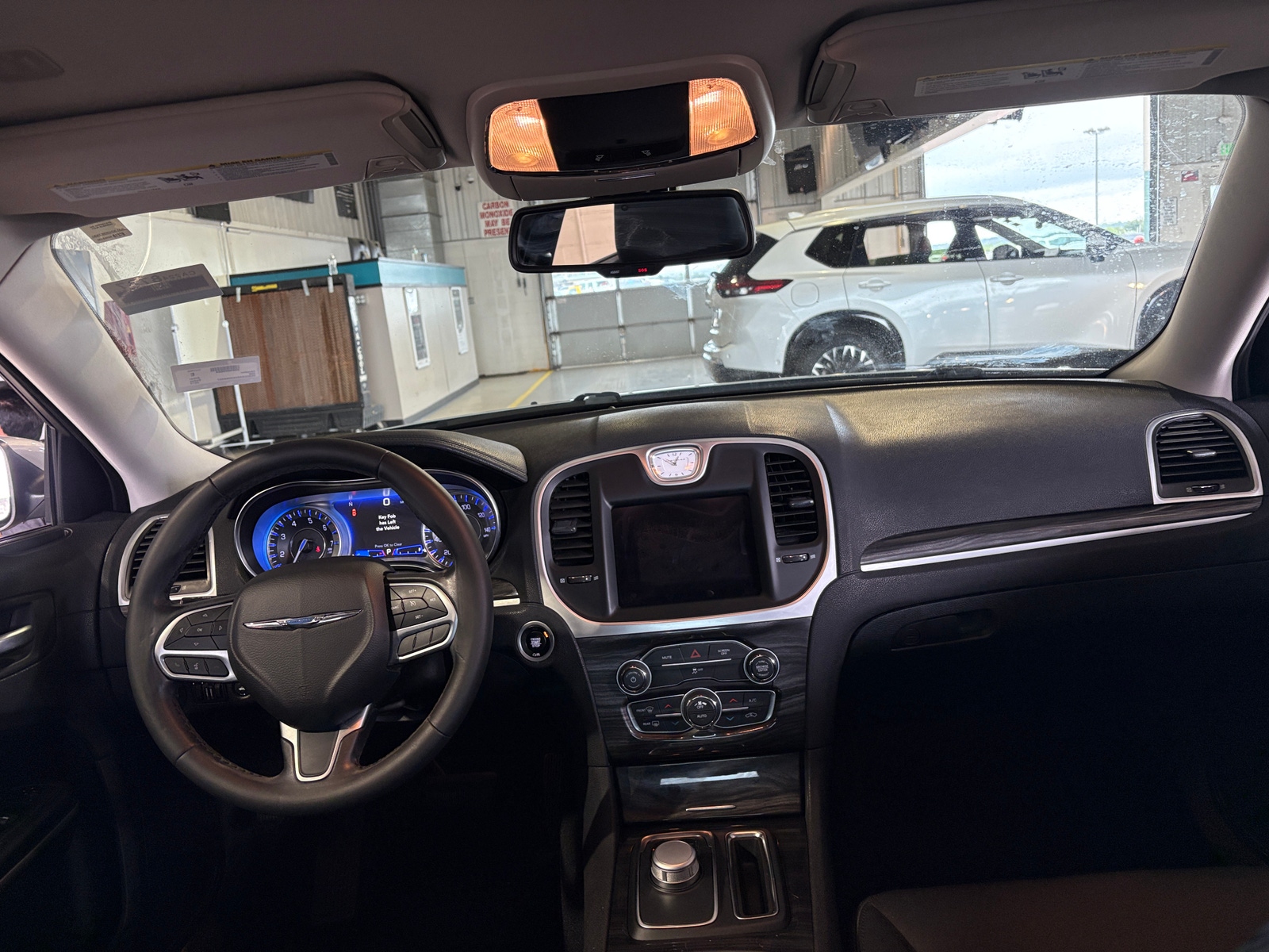Thumbnail: 2019 Chrysler 300 - 3