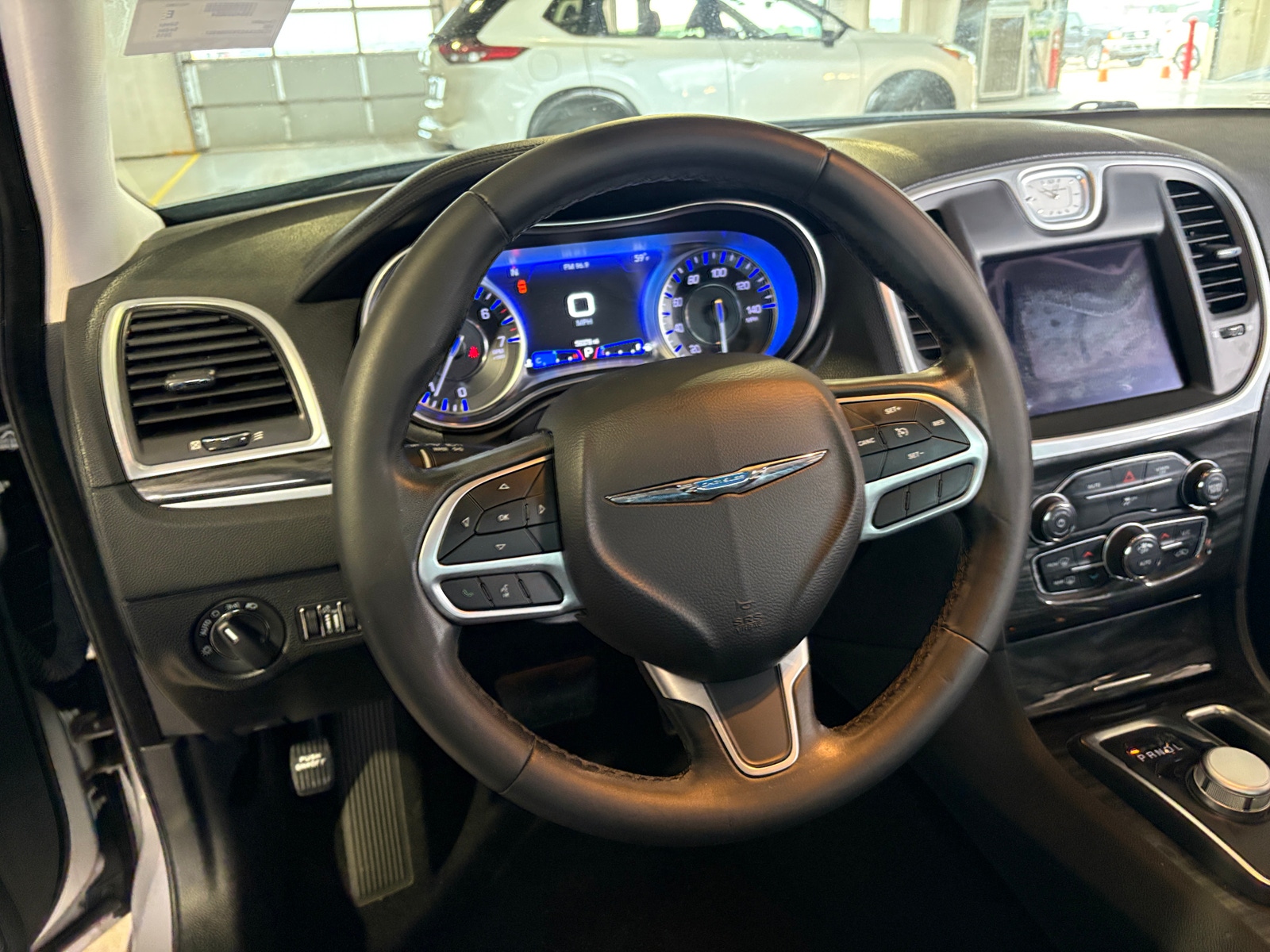Thumbnail: 2019 Chrysler 300 - 5