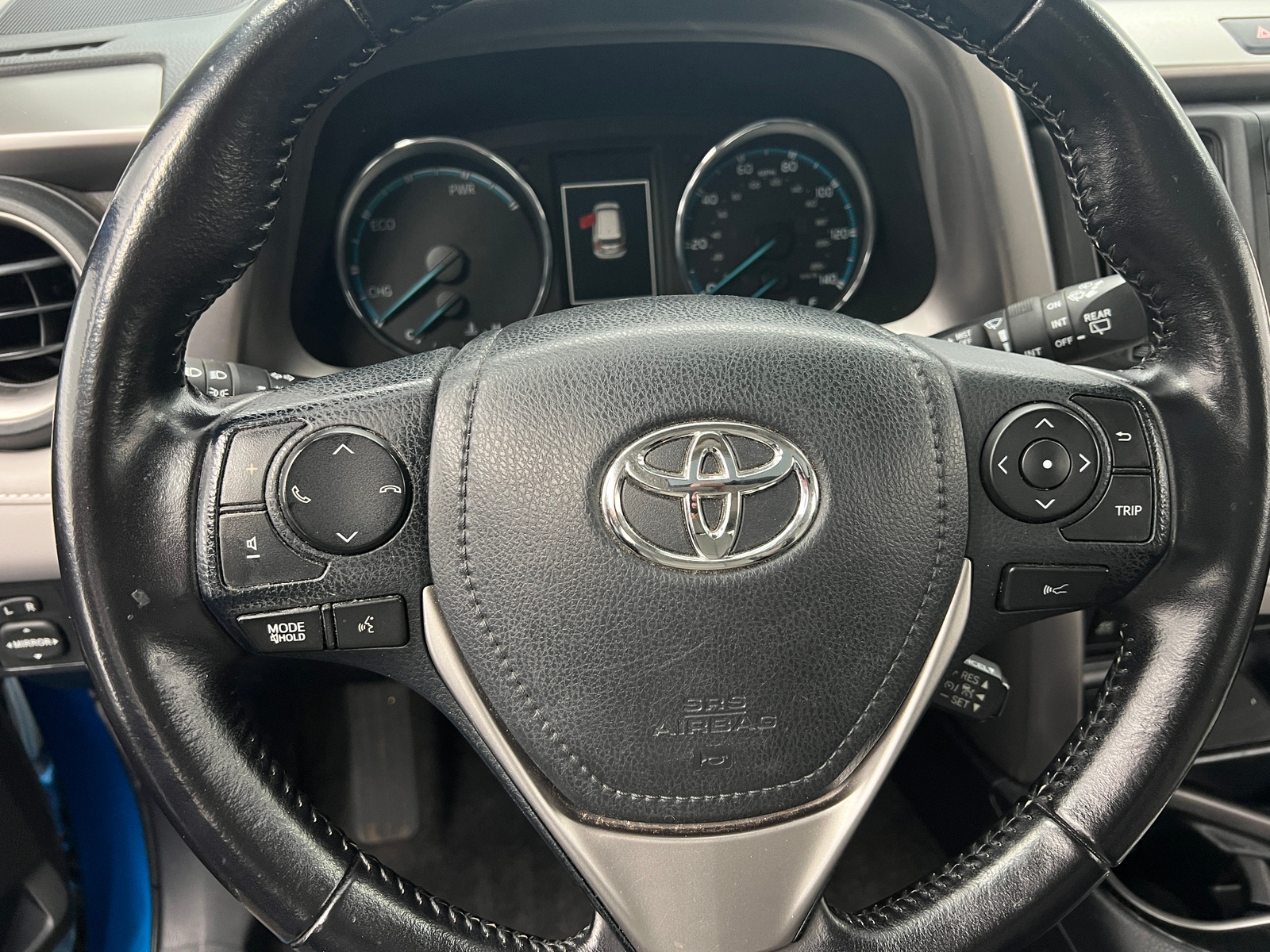 Thumbnail: 2017 Toyota RAV4 - 4