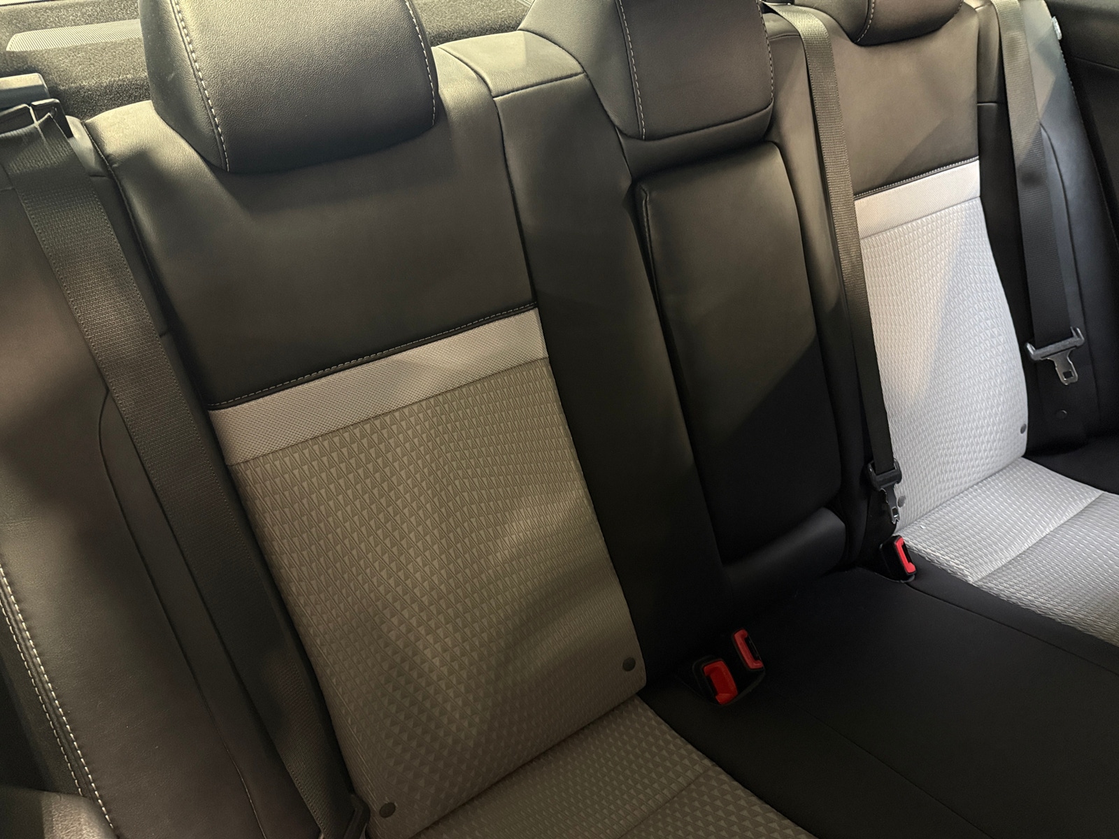 Thumbnail: 2012 Toyota Camry - 5