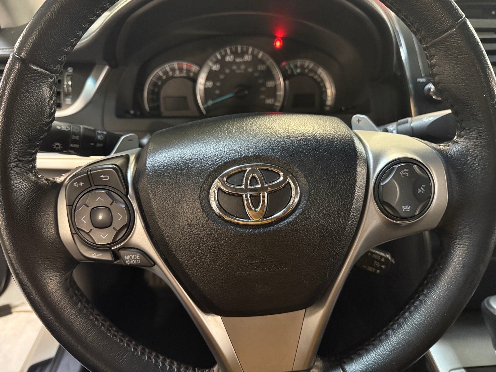 Thumbnail: 2012 Toyota Camry - 4